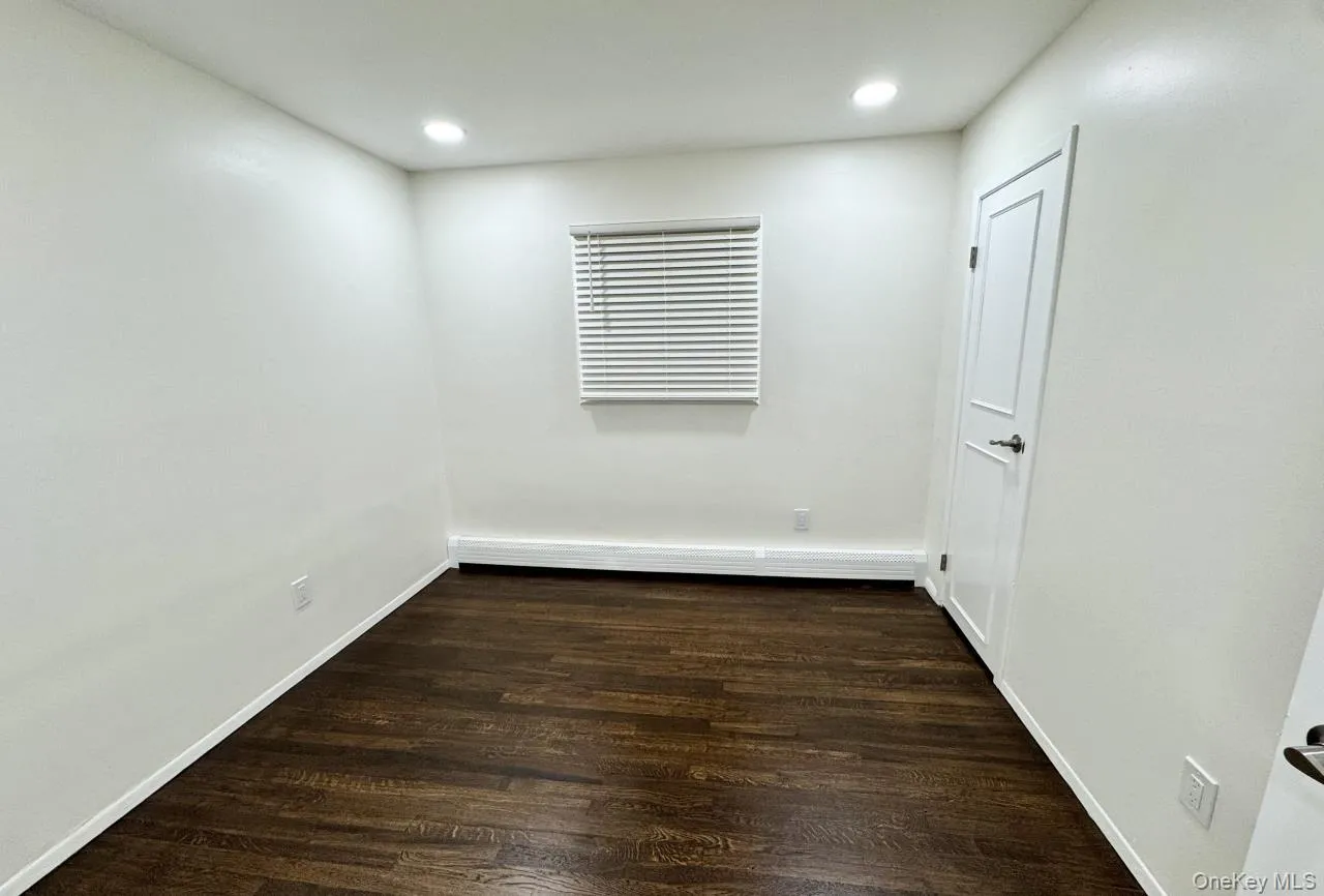 219 Bellerose Avenue, Huntington, NY, 5 Bedroom Bedrooms, 8 Room Rooms,3 BathroomBathrooms,Residential Lease,For Rent,Bellerose,0,1051004 219 Bellerose Avenue, Huntington, NY, 5 Bedroom Bedrooms, 8 Room Rooms,3 BathroomBathrooms,Residential Lease,For Rent,Bellerose,0,1051004