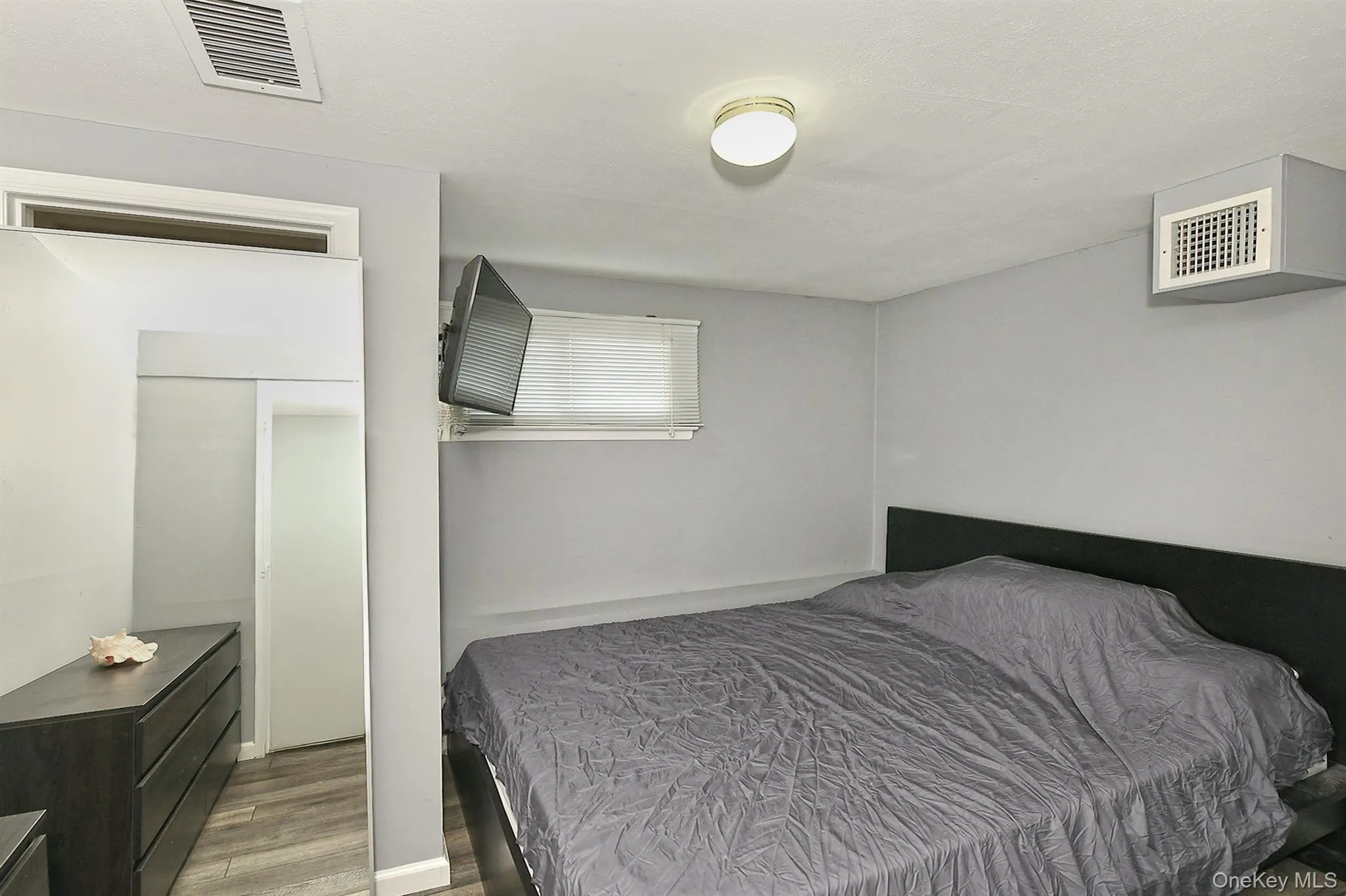 37 Euclid Avenue, Huntington, NY, 4 Bedrooms Bedrooms, 9 Rooms Rooms,3 BathroomsBathrooms,Residential,For Rent,Euclid,0,1051006 37 Euclid Avenue, Huntington, NY, 4 Bedrooms Bedrooms, 9 Rooms Rooms,3 BathroomsBathrooms,Residential,For Rent,Euclid,0,1051006