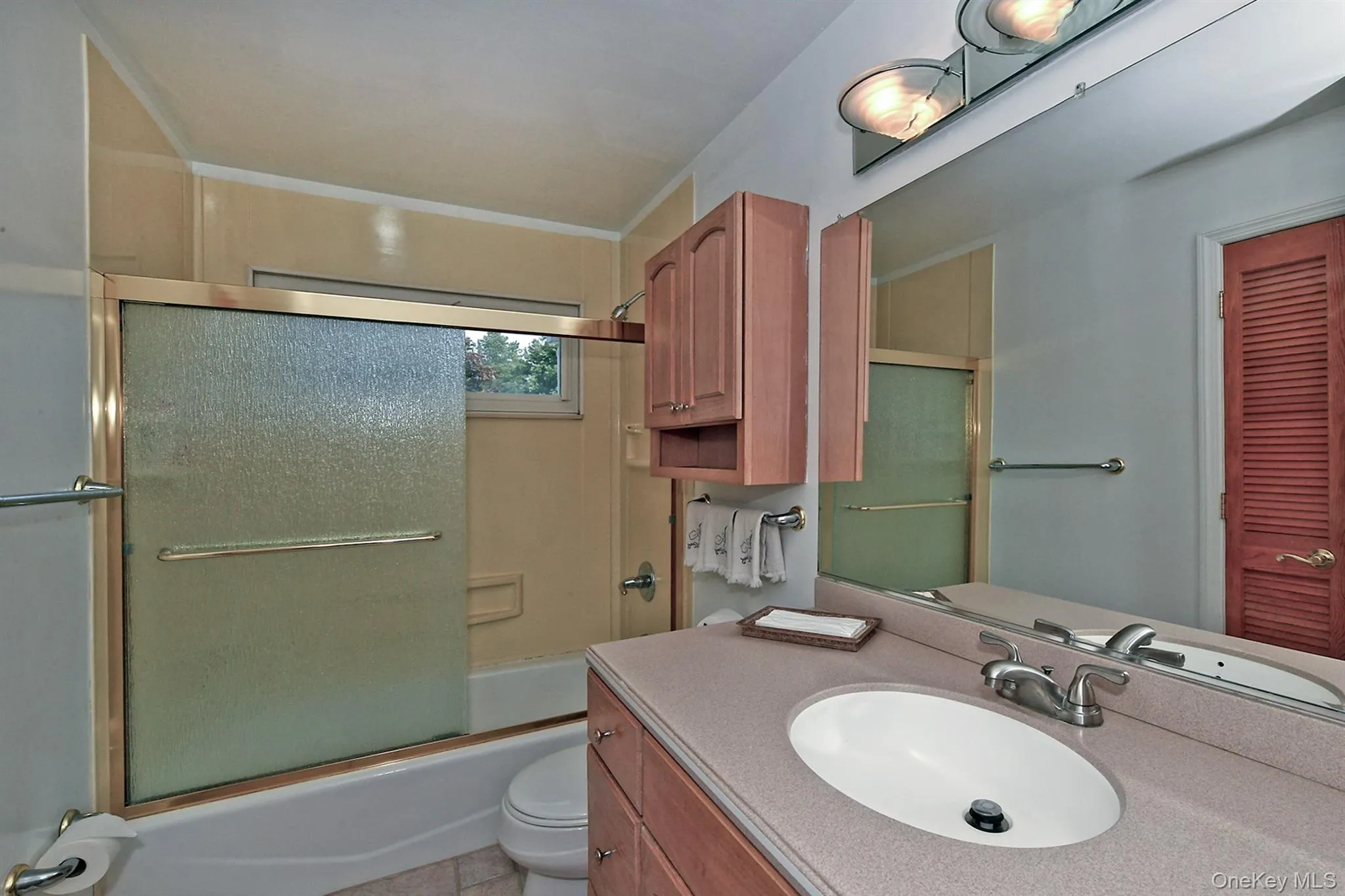 37 Euclid Avenue, Huntington, NY, 4 Bedrooms Bedrooms, 9 Rooms Rooms,3 BathroomsBathrooms,Residential,For Rent,Euclid,0,1051006 37 Euclid Avenue, Huntington, NY, 4 Bedrooms Bedrooms, 9 Rooms Rooms,3 BathroomsBathrooms,Residential,For Rent,Euclid,0,1051006