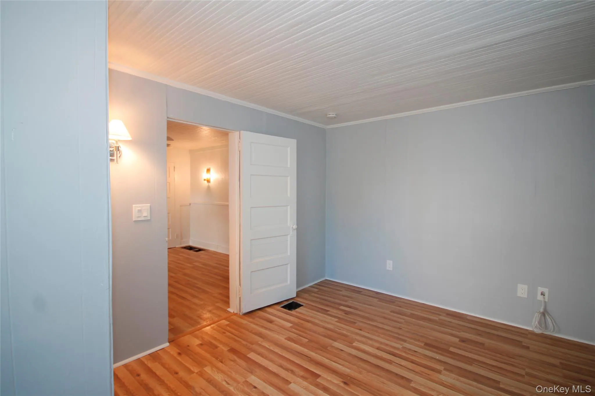 166 Old Cedar Swamp Road, Oyster Bay, NY, 2 Bedroom Bedrooms, 4 Room Rooms,1 BathroomBathrooms,Residential Lease,For Rent,Old Cedar Swamp Road,0,1051012 166 Old Cedar Swamp Road, Oyster Bay, NY, 2 Bedroom Bedrooms, 4 Room Rooms,1 BathroomBathrooms,Residential Lease,For Rent,Old Cedar Swamp Road,0,1051012