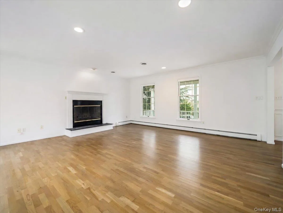 49 Judith Street, Clarkstown, NY, 4 Bedrooms Bedrooms, 11 Rooms Rooms,2 BathroomsBathrooms,Residential,For Rent,Judith,0,1051013 49 Judith Street, Clarkstown, NY, 4 Bedrooms Bedrooms, 11 Rooms Rooms,2 BathroomsBathrooms,Residential,For Rent,Judith,0,1051013