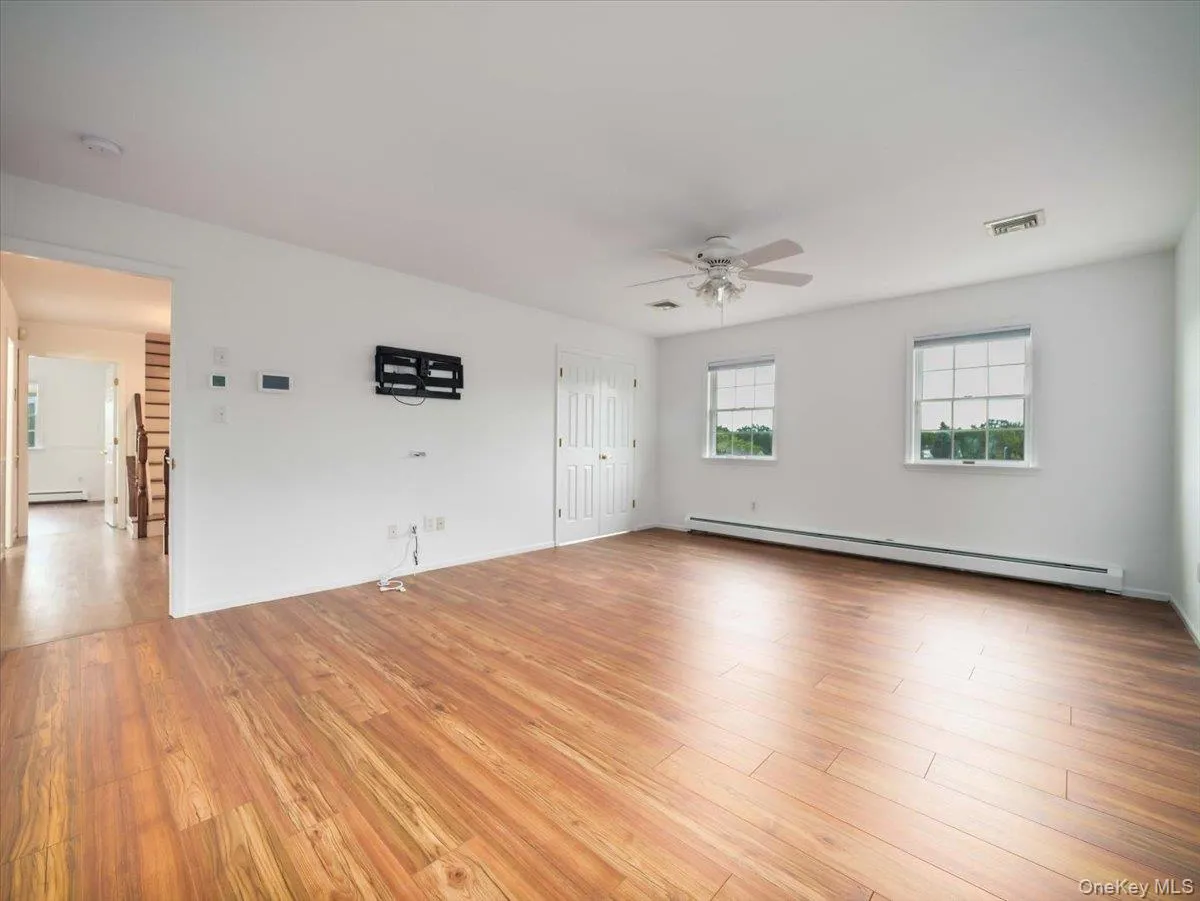 49 Judith Street, Clarkstown, NY, 4 Bedrooms Bedrooms, 11 Rooms Rooms,2 BathroomsBathrooms,Residential,For Rent,Judith,0,1051013 49 Judith Street, Clarkstown, NY, 4 Bedrooms Bedrooms, 11 Rooms Rooms,2 BathroomsBathrooms,Residential,For Rent,Judith,0,1051013