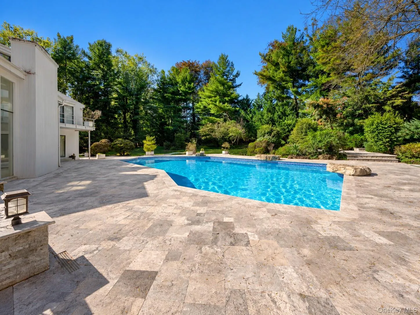 11 Surrey Lane, North Hempstead, NY, 5 Bedrooms Bedrooms, 11 Rooms Rooms,5 BathroomsBathrooms,Residential,For Rent,Surrey,0,1051014 11 Surrey Lane, North Hempstead, NY, 5 Bedrooms Bedrooms, 11 Rooms Rooms,5 BathroomsBathrooms,Residential,For Rent,Surrey,0,1051014