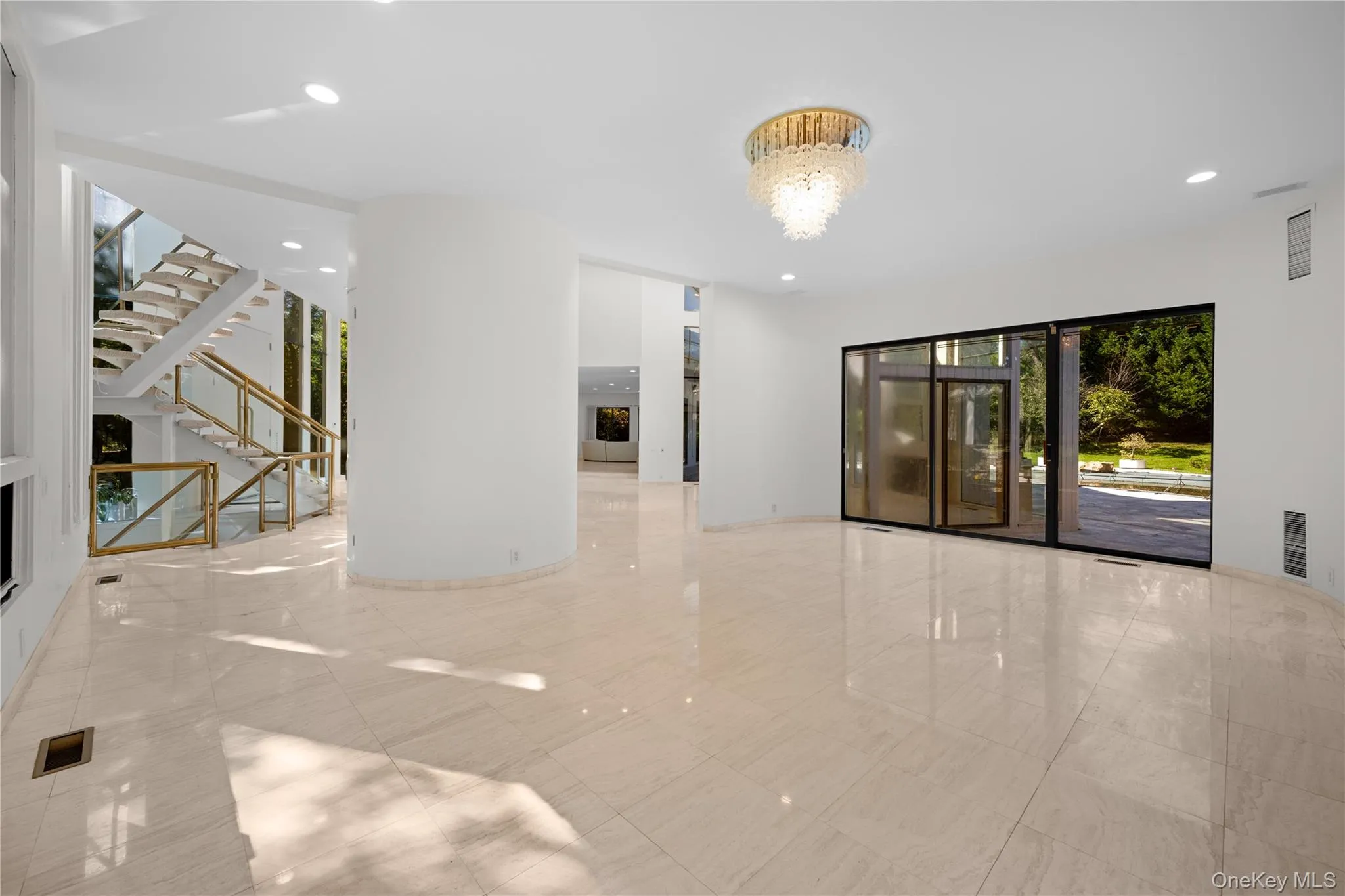 11 Surrey Lane, North Hempstead, NY, 5 Bedrooms Bedrooms, 11 Rooms Rooms,5 BathroomsBathrooms,Residential,For Rent,Surrey,0,1051014 11 Surrey Lane, North Hempstead, NY, 5 Bedrooms Bedrooms, 11 Rooms Rooms,5 BathroomsBathrooms,Residential,For Rent,Surrey,0,1051014