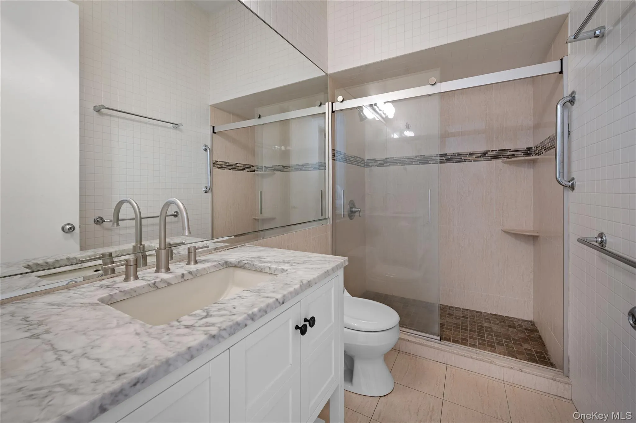 11 Surrey Lane, North Hempstead, NY, 5 Bedrooms Bedrooms, 11 Rooms Rooms,5 BathroomsBathrooms,Residential,For Rent,Surrey,0,1051014 11 Surrey Lane, North Hempstead, NY, 5 Bedrooms Bedrooms, 11 Rooms Rooms,5 BathroomsBathrooms,Residential,For Rent,Surrey,0,1051014