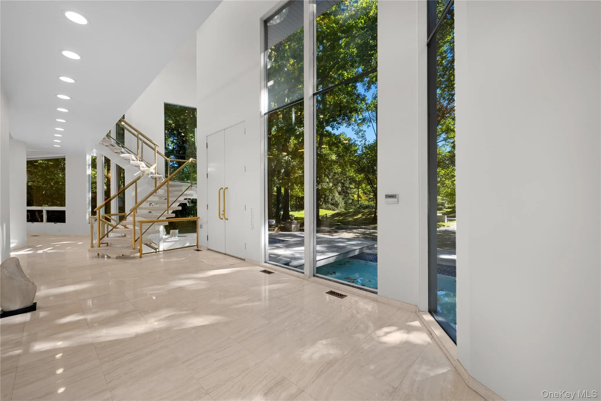 11 Surrey Lane, North Hempstead, NY, 5 Bedrooms Bedrooms, 11 Rooms Rooms,5 BathroomsBathrooms,Residential,For Rent,Surrey,0,1051014 11 Surrey Lane, North Hempstead, NY, 5 Bedrooms Bedrooms, 11 Rooms Rooms,5 BathroomsBathrooms,Residential,For Rent,Surrey,0,1051014
