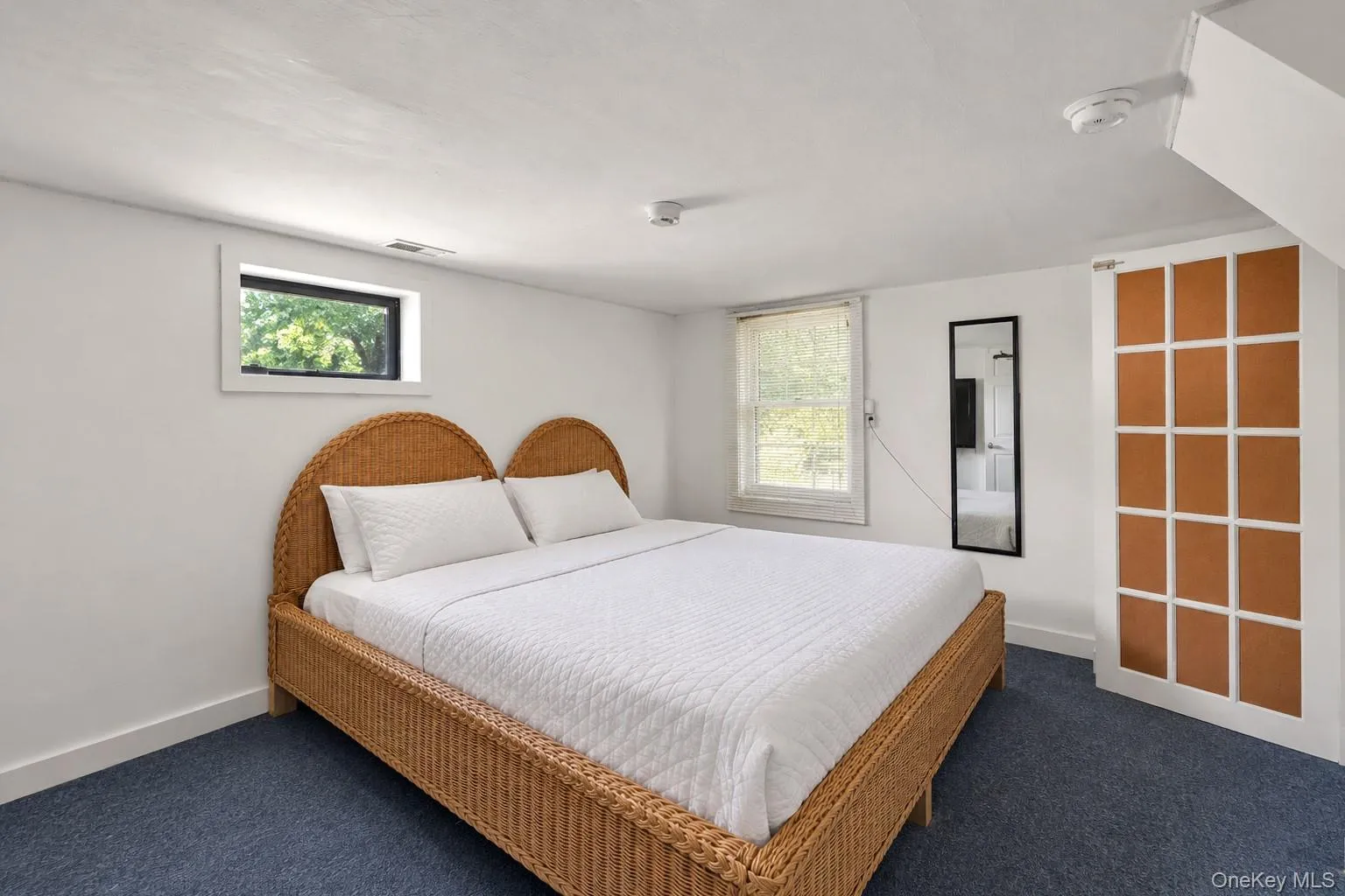 4 Holzman Drive, Southampton, NY, 2 Bedrooms Bedrooms, 6 Rooms Rooms,1 BathroomBathrooms,Residential,For Rent,Holzman,0,1051017 4 Holzman Drive, Southampton, NY, 2 Bedrooms Bedrooms, 6 Rooms Rooms,1 BathroomBathrooms,Residential,For Rent,Holzman,0,1051017