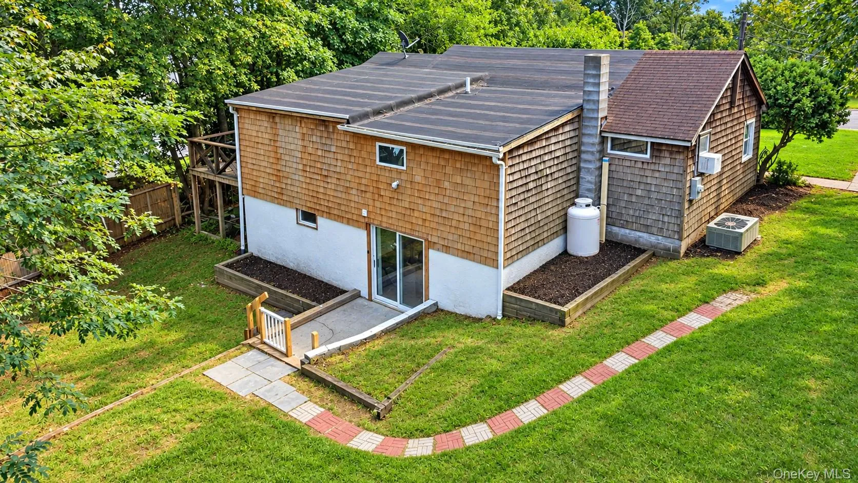 4 Holzman Drive, Southampton, NY, 2 Bedrooms Bedrooms, 6 Rooms Rooms,1 BathroomBathrooms,Residential,For Rent,Holzman,0,1051017 4 Holzman Drive, Southampton, NY, 2 Bedrooms Bedrooms, 6 Rooms Rooms,1 BathroomBathrooms,Residential,For Rent,Holzman,0,1051017