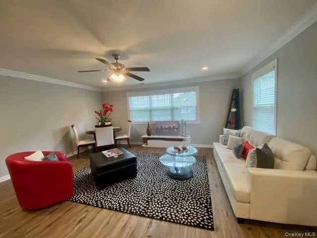 315 Adams Way, Islip, NY, 1 Bedroom Bedrooms, 4 Rooms Rooms,1 BathroomBathrooms,Residential Lease,For Rent,Adams,0,1051020 315 Adams Way, Islip, NY, 1 Bedroom Bedrooms, 4 Rooms Rooms,1 BathroomBathrooms,Residential Lease,For Rent,Adams,0,1051020