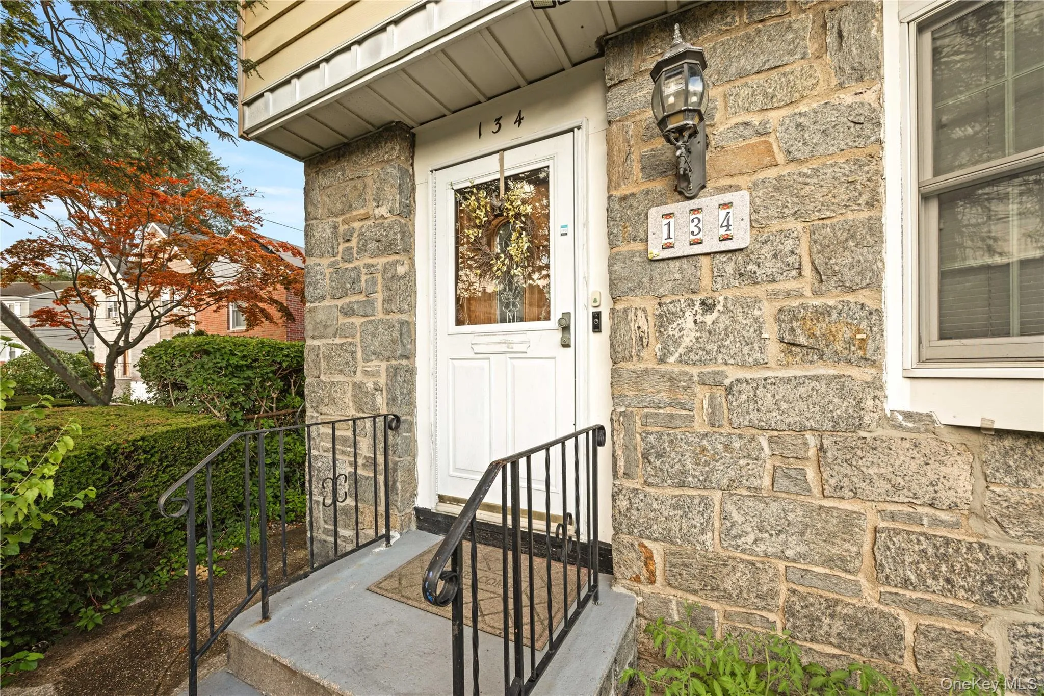 134 Hart Avenue, Yonkers, NY, 2 Bedrooms Bedrooms, 4 Rooms Rooms,2 BathroomsBathrooms,Residential,For Rent,Hart,0,1051021 134 Hart Avenue, Yonkers, NY, 2 Bedrooms Bedrooms, 4 Rooms Rooms,2 BathroomsBathrooms,Residential,For Rent,Hart,0,1051021