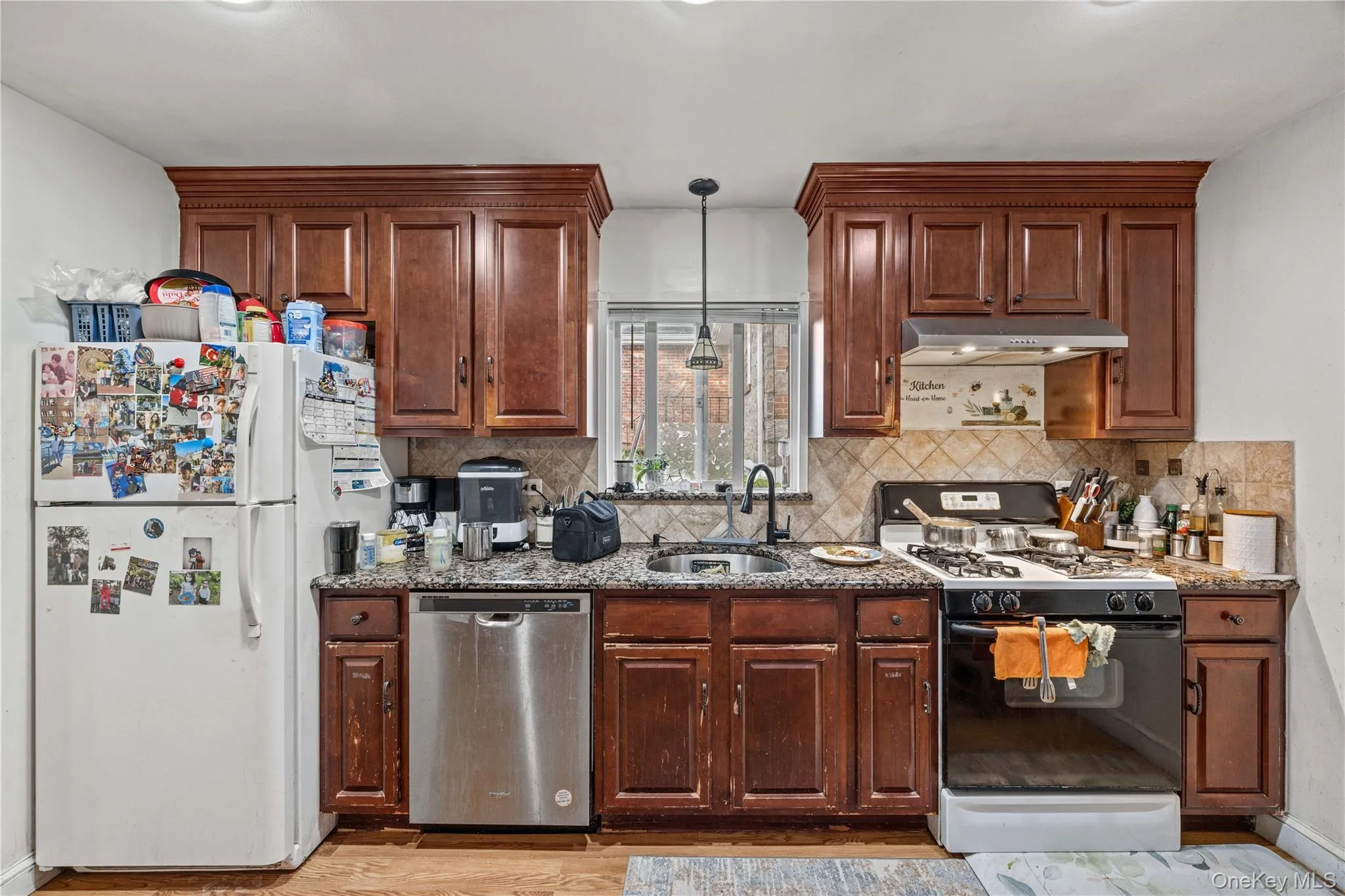 134 Hart Avenue, Yonkers, NY, 2 Bedrooms Bedrooms, 4 Rooms Rooms,2 BathroomsBathrooms,Residential,For Rent,Hart,0,1051021 134 Hart Avenue, Yonkers, NY, 2 Bedrooms Bedrooms, 4 Rooms Rooms,2 BathroomsBathrooms,Residential,For Rent,Hart,0,1051021