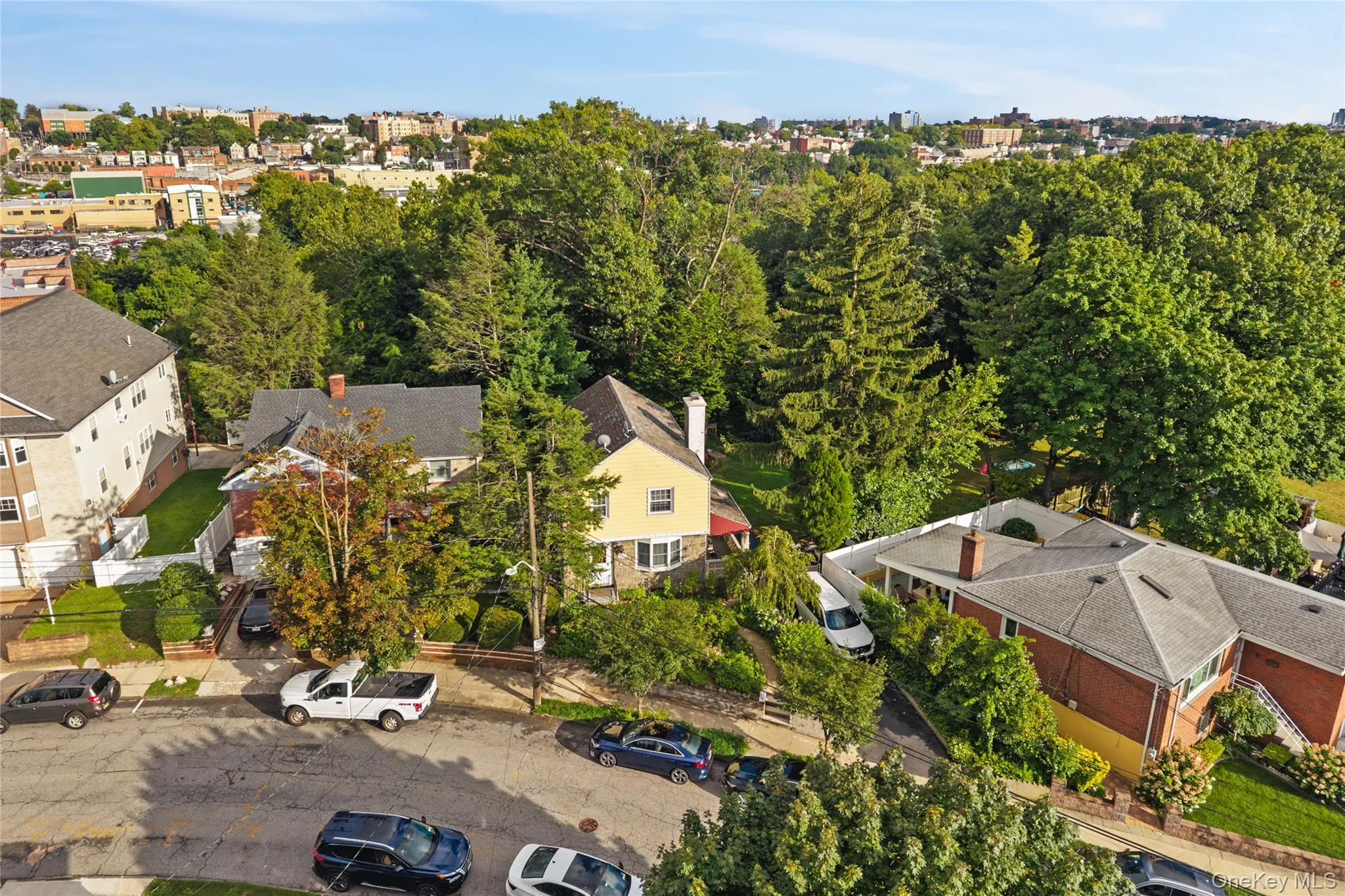 134 Hart Avenue, Yonkers, NY, 2 Bedrooms Bedrooms, 4 Rooms Rooms,2 BathroomsBathrooms,Residential,For Rent,Hart,0,1051021 134 Hart Avenue, Yonkers, NY, 2 Bedrooms Bedrooms, 4 Rooms Rooms,2 BathroomsBathrooms,Residential,For Rent,Hart,0,1051021