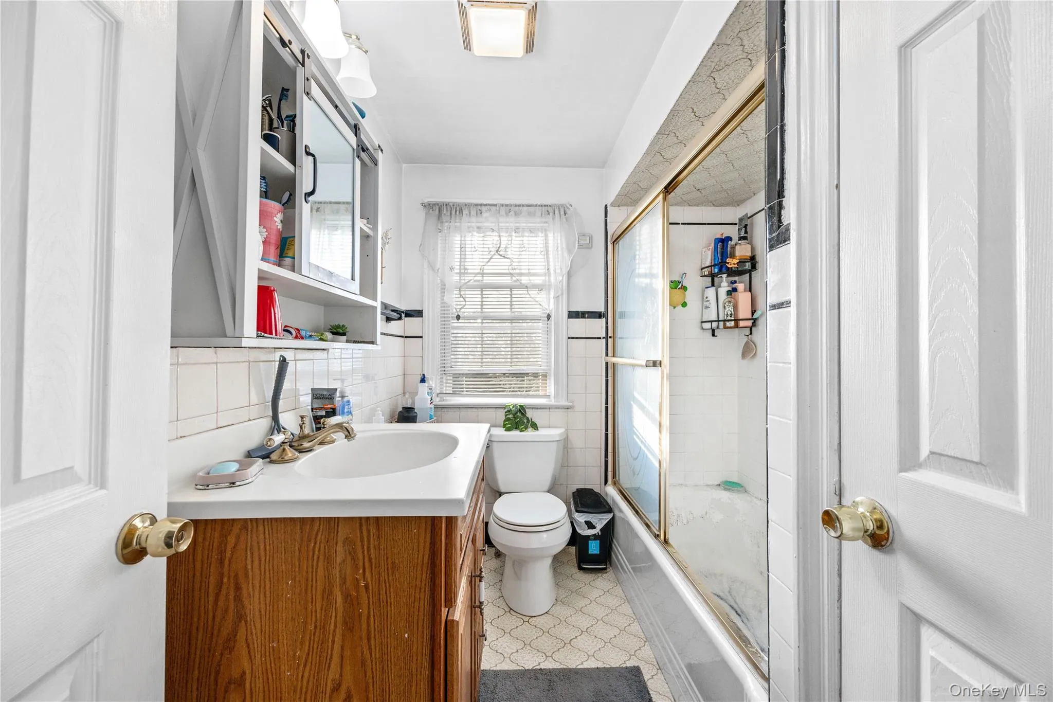 134 Hart Avenue, Yonkers, NY, 2 Bedrooms Bedrooms, 4 Rooms Rooms,2 BathroomsBathrooms,Residential,For Rent,Hart,0,1051021 134 Hart Avenue, Yonkers, NY, 2 Bedrooms Bedrooms, 4 Rooms Rooms,2 BathroomsBathrooms,Residential,For Rent,Hart,0,1051021