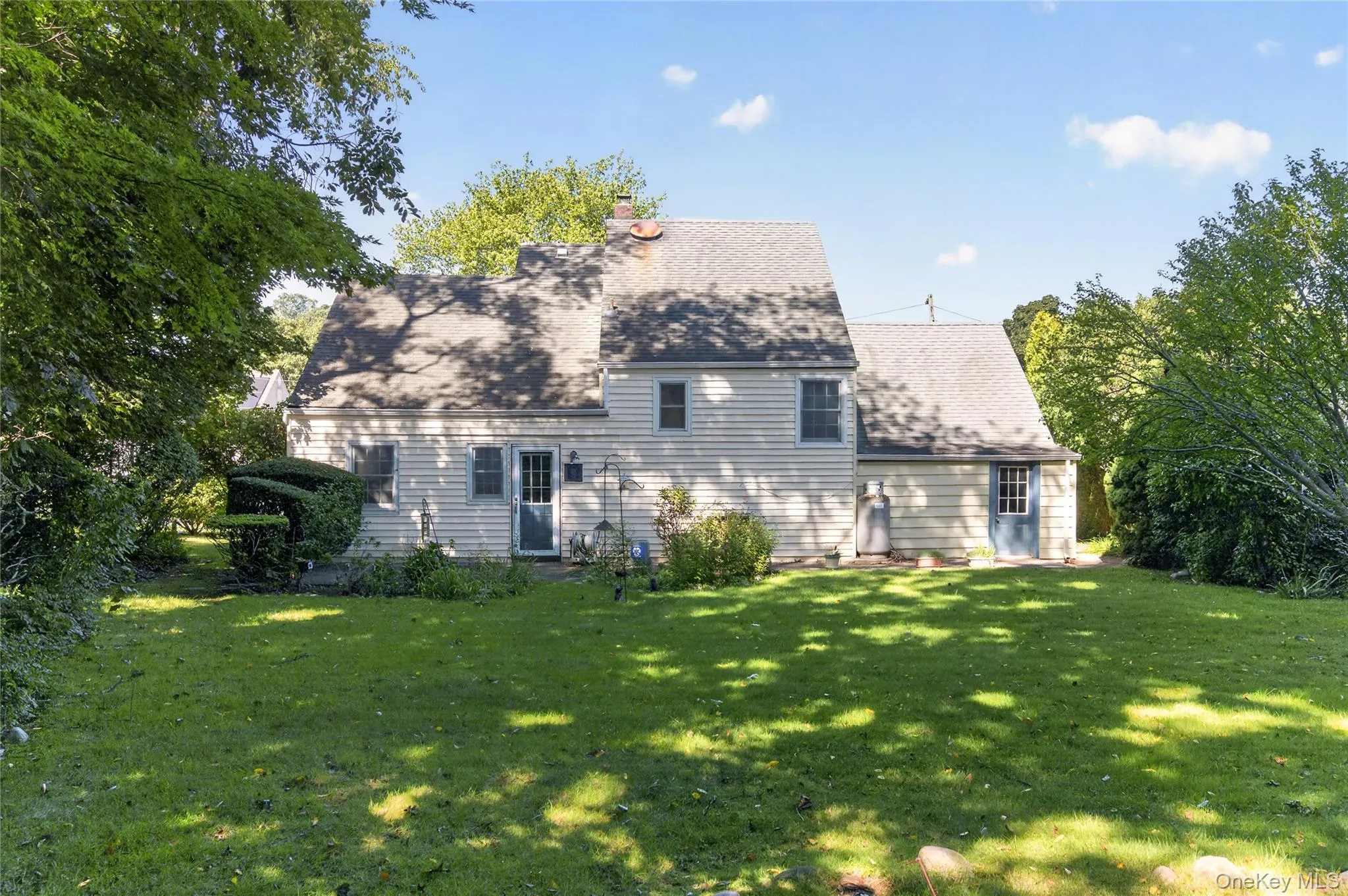 4 Oaktree Lane, Huntington, NY, 3 Bedrooms Bedrooms, 7 Rooms Rooms,1 BathroomBathrooms,Residential,For Rent,Oaktree,0,1051025 4 Oaktree Lane, Huntington, NY, 3 Bedrooms Bedrooms, 7 Rooms Rooms,1 BathroomBathrooms,Residential,For Rent,Oaktree,0,1051025