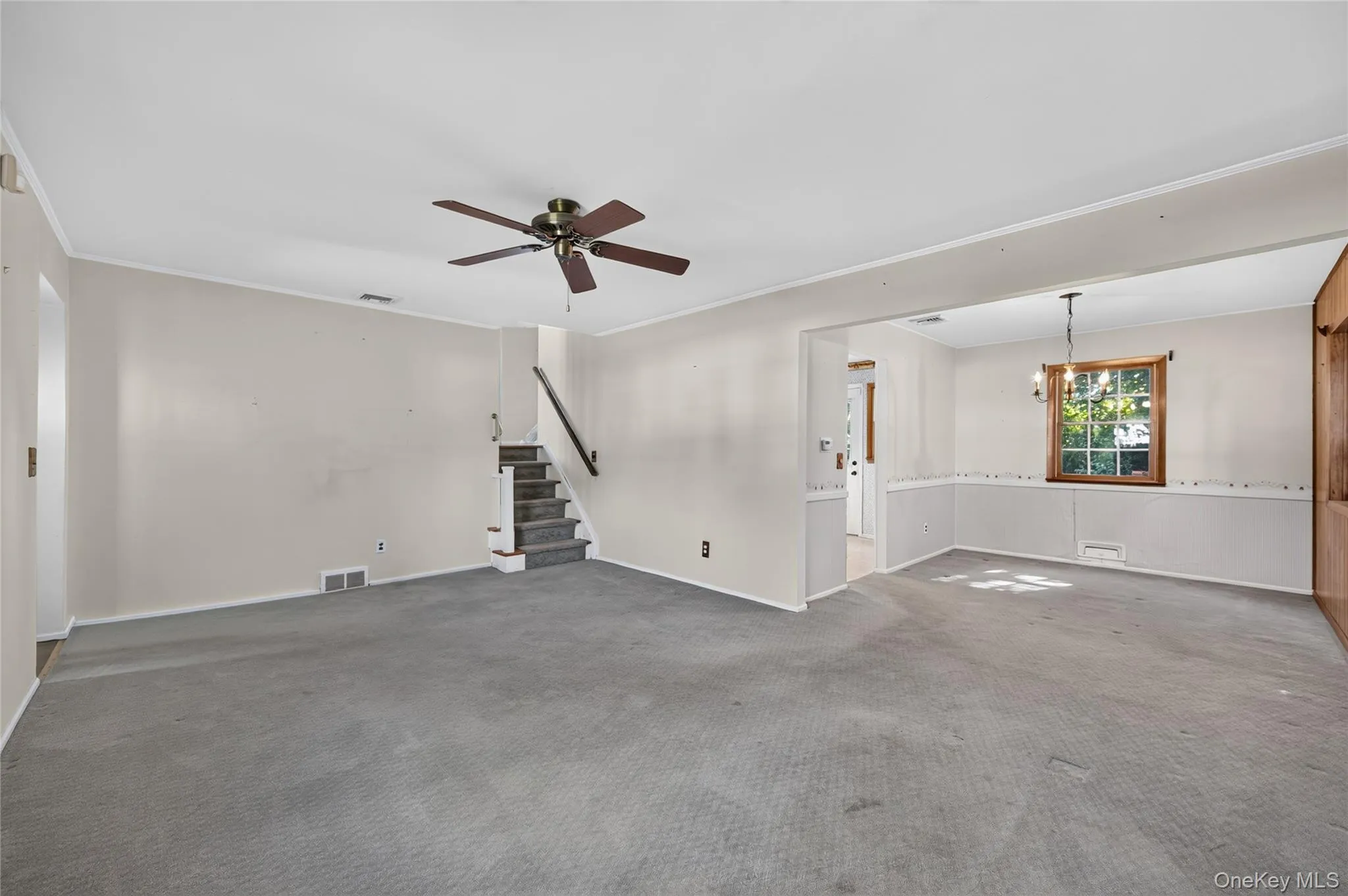 4 Oaktree Lane, Huntington, NY, 3 Bedrooms Bedrooms, 7 Rooms Rooms,1 BathroomBathrooms,Residential,For Rent,Oaktree,0,1051025 4 Oaktree Lane, Huntington, NY, 3 Bedrooms Bedrooms, 7 Rooms Rooms,1 BathroomBathrooms,Residential,For Rent,Oaktree,0,1051025