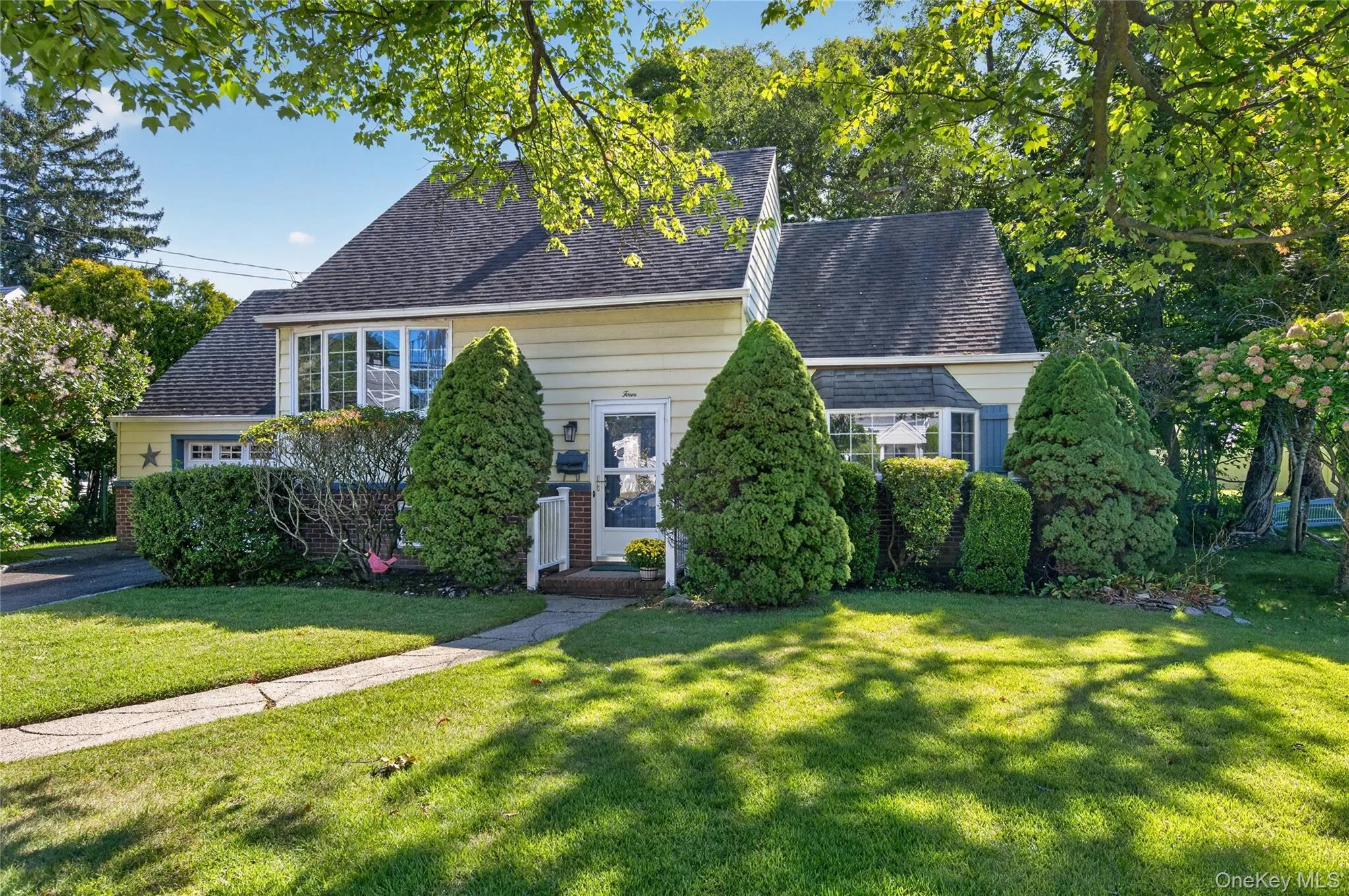 4 Oaktree Lane, Huntington, NY, 3 Bedrooms Bedrooms, 7 Rooms Rooms,1 BathroomBathrooms,Residential,For Rent,Oaktree,0,1051025 4 Oaktree Lane, Huntington, NY, 3 Bedrooms Bedrooms, 7 Rooms Rooms,1 BathroomBathrooms,Residential,For Rent,Oaktree,0,1051025