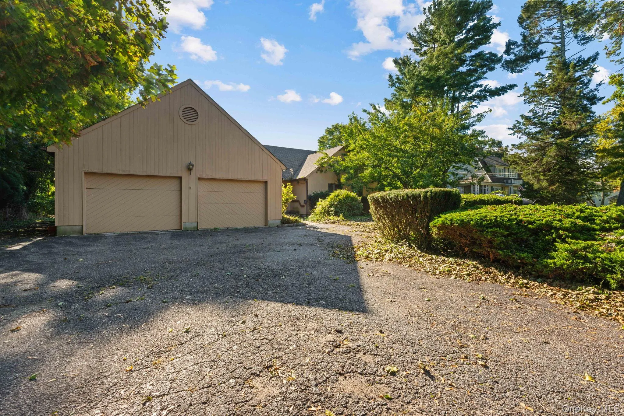 210 Lewis Road, Huntington, NY, 3 Bedroom Bedrooms, 7 Room Rooms,1 BathroomBathrooms,Residential Lease,For Rent,Lewis,0,1051029 210 Lewis Road, Huntington, NY, 3 Bedroom Bedrooms, 7 Room Rooms,1 BathroomBathrooms,Residential Lease,For Rent,Lewis,0,1051029