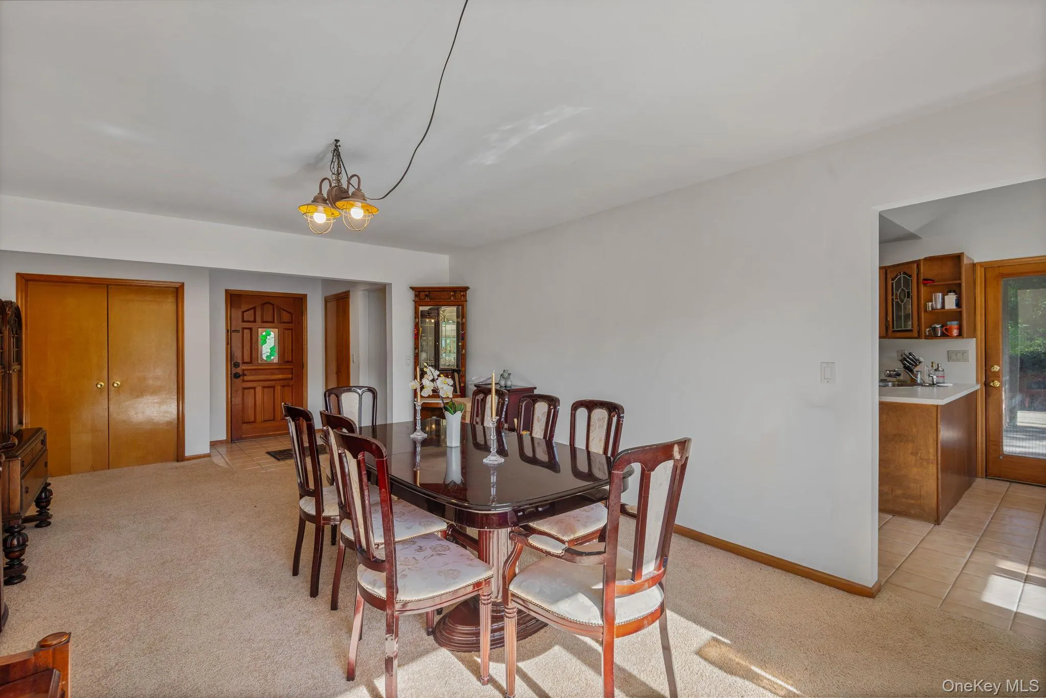 210 Lewis Road, Huntington, NY, 3 Bedroom Bedrooms, 7 Room Rooms,1 BathroomBathrooms,Residential Lease,For Rent,Lewis,0,1051029 210 Lewis Road, Huntington, NY, 3 Bedroom Bedrooms, 7 Room Rooms,1 BathroomBathrooms,Residential Lease,For Rent,Lewis,0,1051029