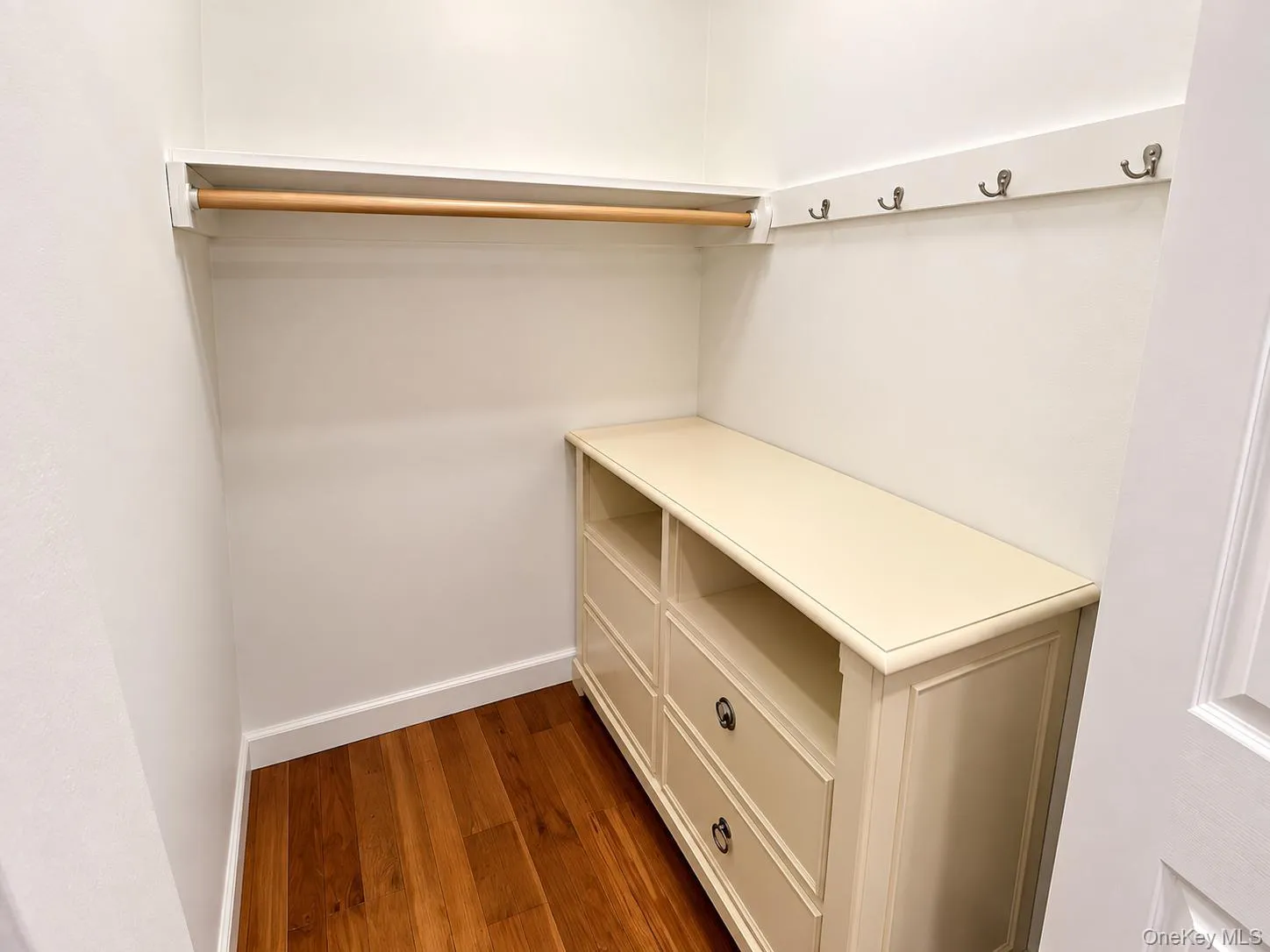 100 Clarewood Drive, Greenburgh, NY, 1 Bedroom Bedrooms, 3 Rooms Rooms,1 BathroomBathrooms,Residential,For Rent,Clarewood,0,1051032 100 Clarewood Drive, Greenburgh, NY, 1 Bedroom Bedrooms, 3 Rooms Rooms,1 BathroomBathrooms,Residential,For Rent,Clarewood,0,1051032
