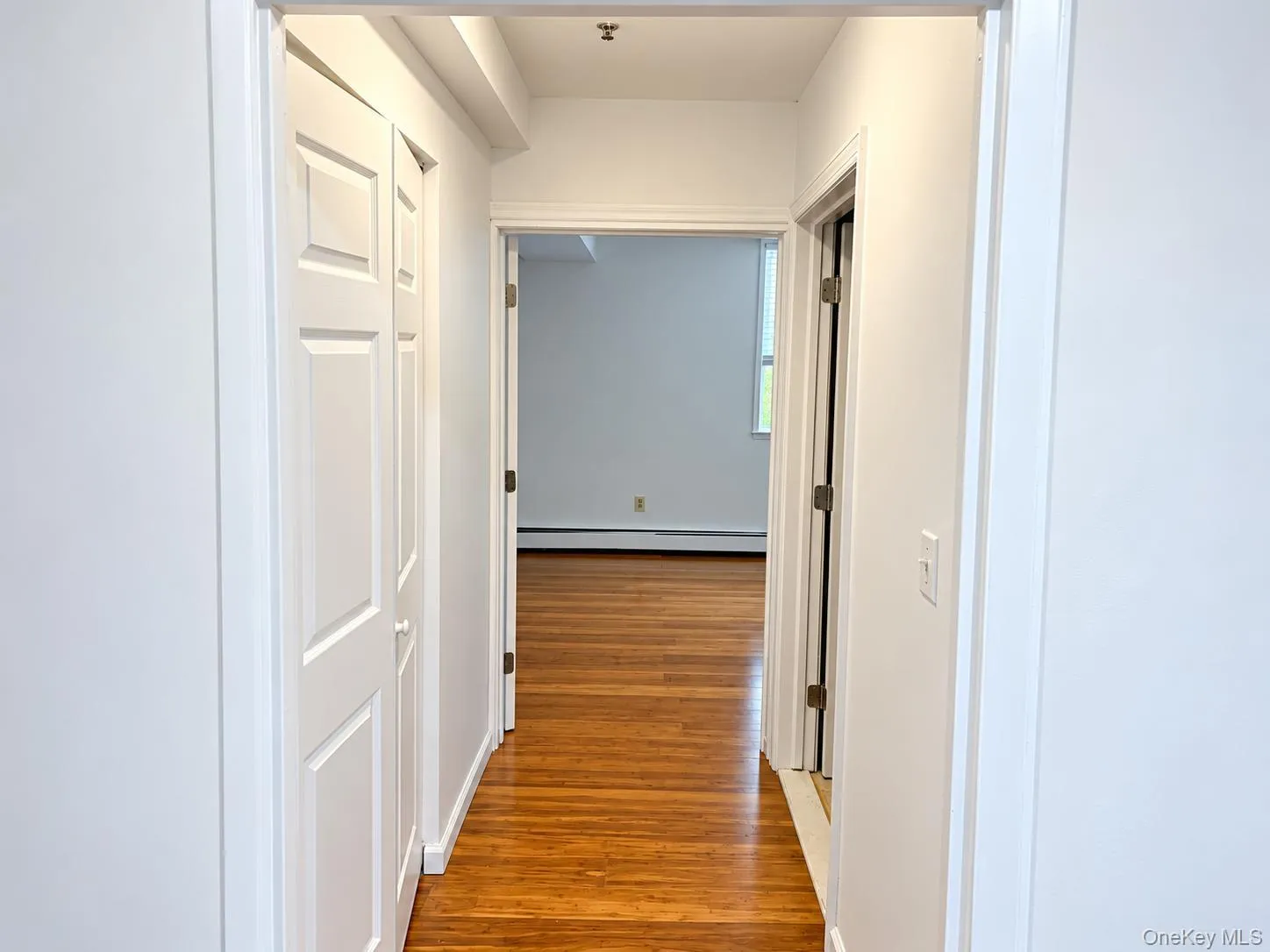 100 Clarewood Drive, Greenburgh, NY, 1 Bedroom Bedrooms, 3 Rooms Rooms,1 BathroomBathrooms,Residential,For Rent,Clarewood,0,1051032 100 Clarewood Drive, Greenburgh, NY, 1 Bedroom Bedrooms, 3 Rooms Rooms,1 BathroomBathrooms,Residential,For Rent,Clarewood,0,1051032