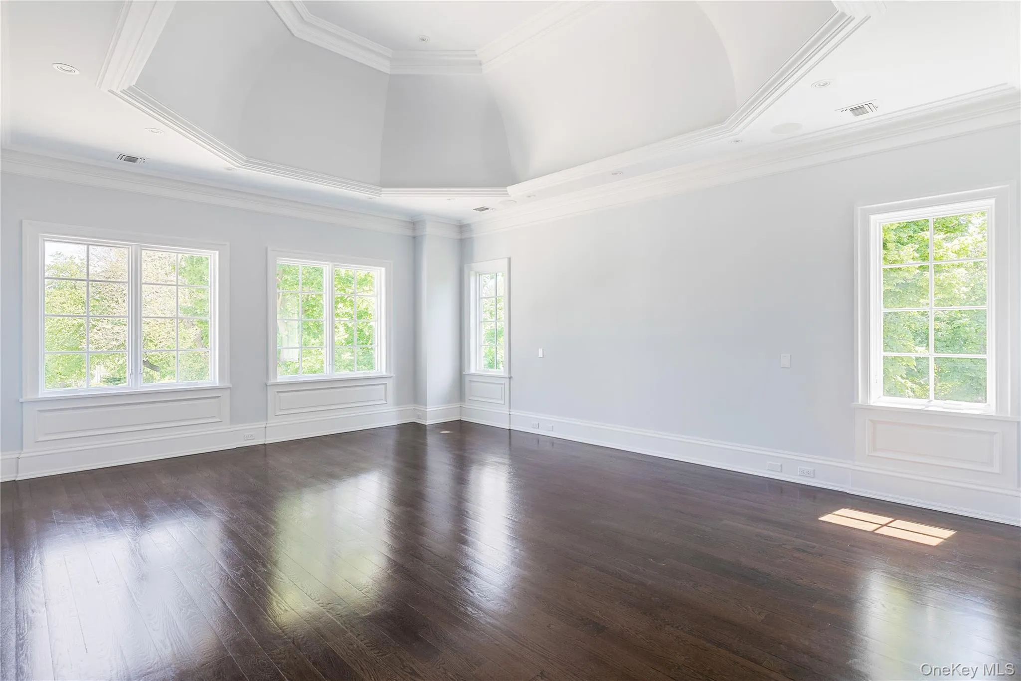 6 Foxwood Road, North Hempstead, NY, 6 Bedrooms Bedrooms, 12 Rooms Rooms,5 BathroomsBathrooms,Residential,For Rent,Foxwood,0,1051034 6 Foxwood Road, North Hempstead, NY, 6 Bedrooms Bedrooms, 12 Rooms Rooms,5 BathroomsBathrooms,Residential,For Rent,Foxwood,0,1051034