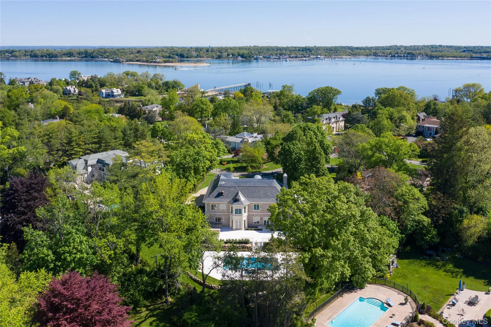 6 Foxwood Road, North Hempstead, NY, 6 Bedrooms Bedrooms, 12 Rooms Rooms,5 BathroomsBathrooms,Residential,For Rent,Foxwood,0,1051034 6 Foxwood Road, North Hempstead, NY, 6 Bedrooms Bedrooms, 12 Rooms Rooms,5 BathroomsBathrooms,Residential,For Rent,Foxwood,0,1051034