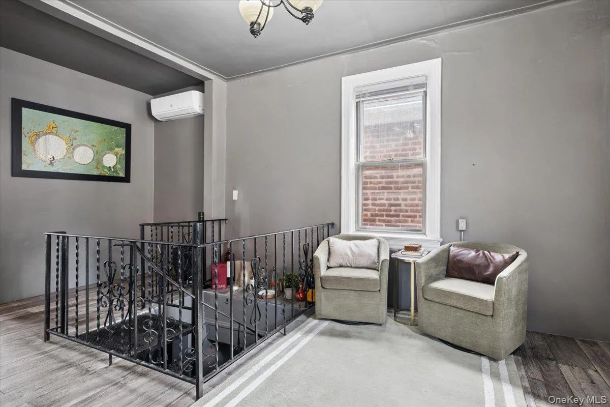 2760 Hering Avenue, New York, NY, 3 Bedrooms Bedrooms, 8 Rooms Rooms,2 BathroomsBathrooms,Residential,For Rent,Hering,0,1051036 2760 Hering Avenue, New York, NY, 3 Bedrooms Bedrooms, 8 Rooms Rooms,2 BathroomsBathrooms,Residential,For Rent,Hering,0,1051036