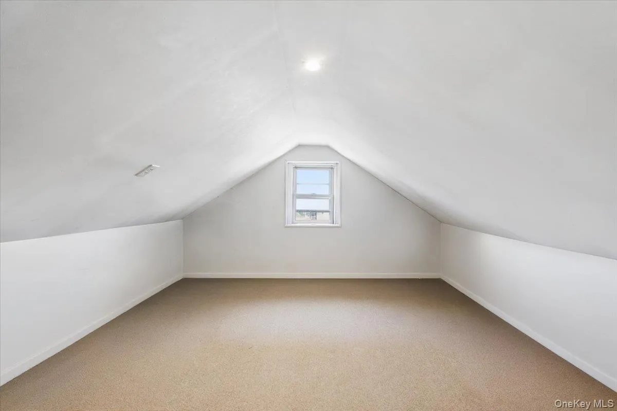 2760 Hering Avenue, New York, NY, 3 Bedrooms Bedrooms, 8 Rooms Rooms,2 BathroomsBathrooms,Residential,For Rent,Hering,0,1051036 2760 Hering Avenue, New York, NY, 3 Bedrooms Bedrooms, 8 Rooms Rooms,2 BathroomsBathrooms,Residential,For Rent,Hering,0,1051036