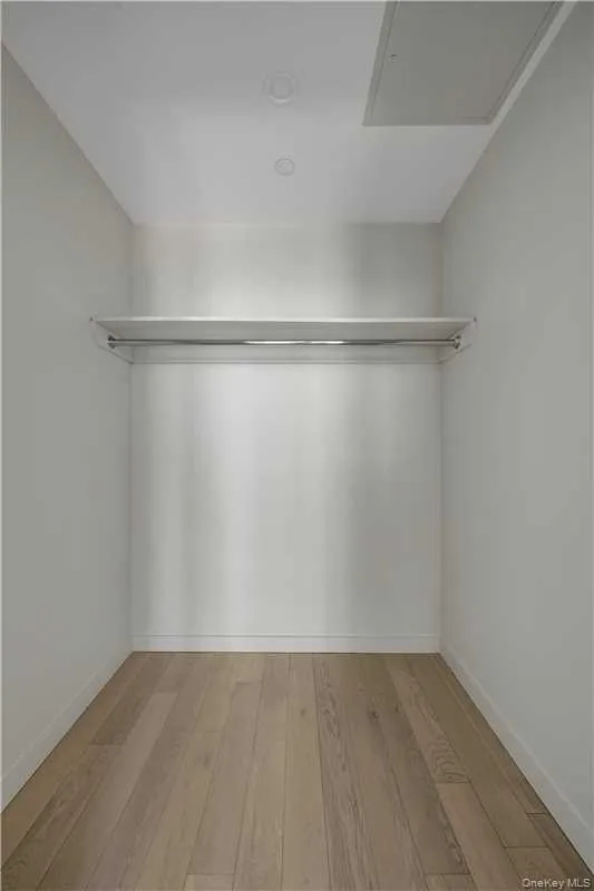 131-02A 40th Road, New York, NY, 1 Bedroom Bedrooms, 3 Rooms Rooms,1 BathroomBathrooms,Residential Lease,For Rent,40th,0,1051037 131-02A 40th Road, New York, NY, 1 Bedroom Bedrooms, 3 Rooms Rooms,1 BathroomBathrooms,Residential Lease,For Rent,40th,0,1051037