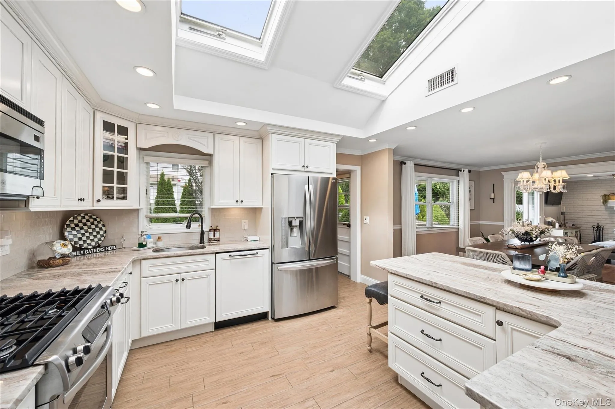 301 Vernon Street, Huntington, NY, 4 Bedrooms Bedrooms, 8 Rooms Rooms,2 BathroomsBathrooms,Residential,For Rent,Vernon,0,1051041 301 Vernon Street, Huntington, NY, 4 Bedrooms Bedrooms, 8 Rooms Rooms,2 BathroomsBathrooms,Residential,For Rent,Vernon,0,1051041