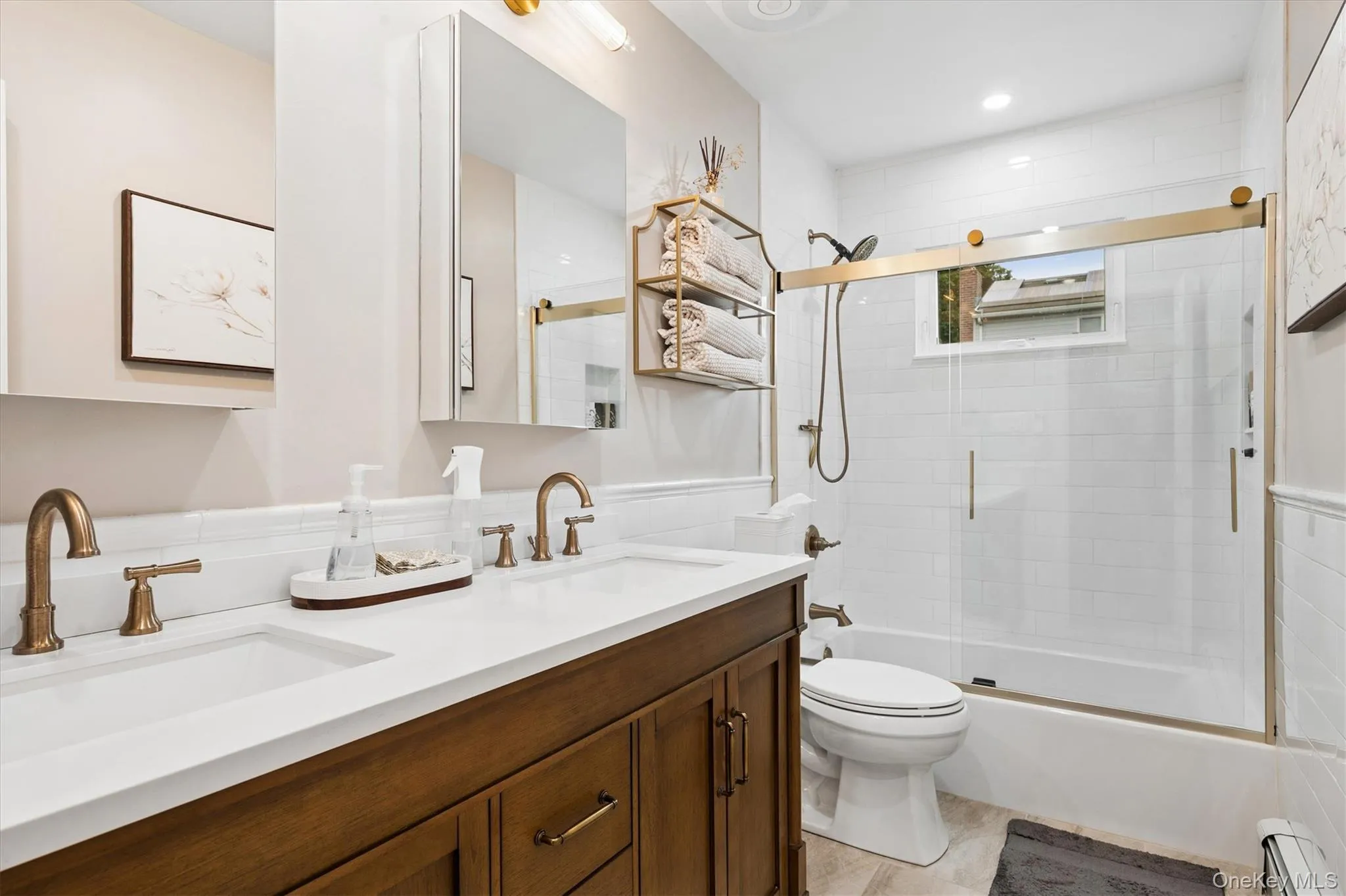 301 Vernon Street, Huntington, NY, 4 Bedrooms Bedrooms, 8 Rooms Rooms,2 BathroomsBathrooms,Residential,For Rent,Vernon,0,1051041 301 Vernon Street, Huntington, NY, 4 Bedrooms Bedrooms, 8 Rooms Rooms,2 BathroomsBathrooms,Residential,For Rent,Vernon,0,1051041