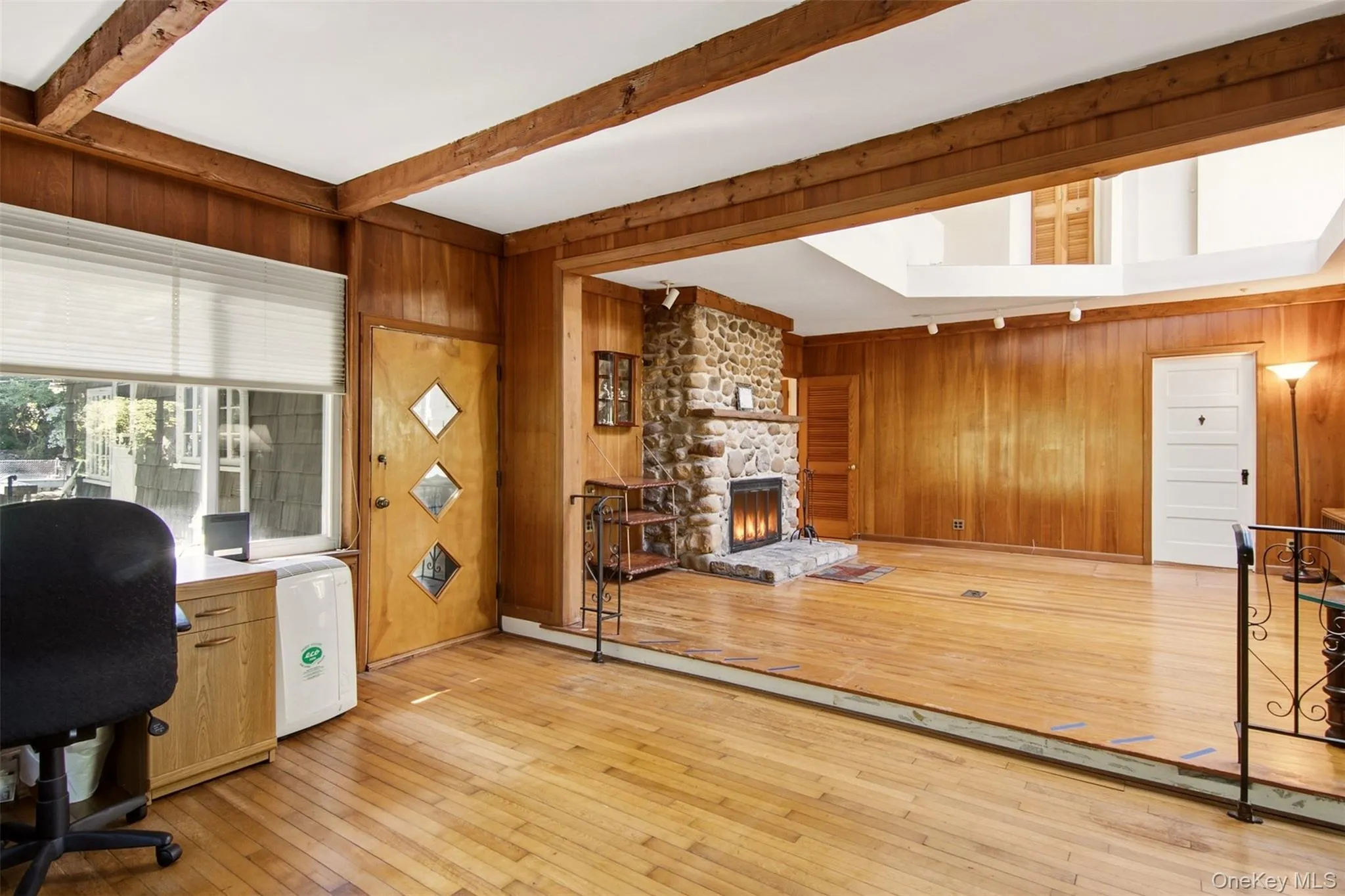 6 Barnhart Place, Brookhaven, NY, 3 Bedrooms Bedrooms, 10 Rooms Rooms,1 BathroomBathrooms,Residential,For Rent,Barnhart,0,1051042 6 Barnhart Place, Brookhaven, NY, 3 Bedrooms Bedrooms, 10 Rooms Rooms,1 BathroomBathrooms,Residential,For Rent,Barnhart,0,1051042