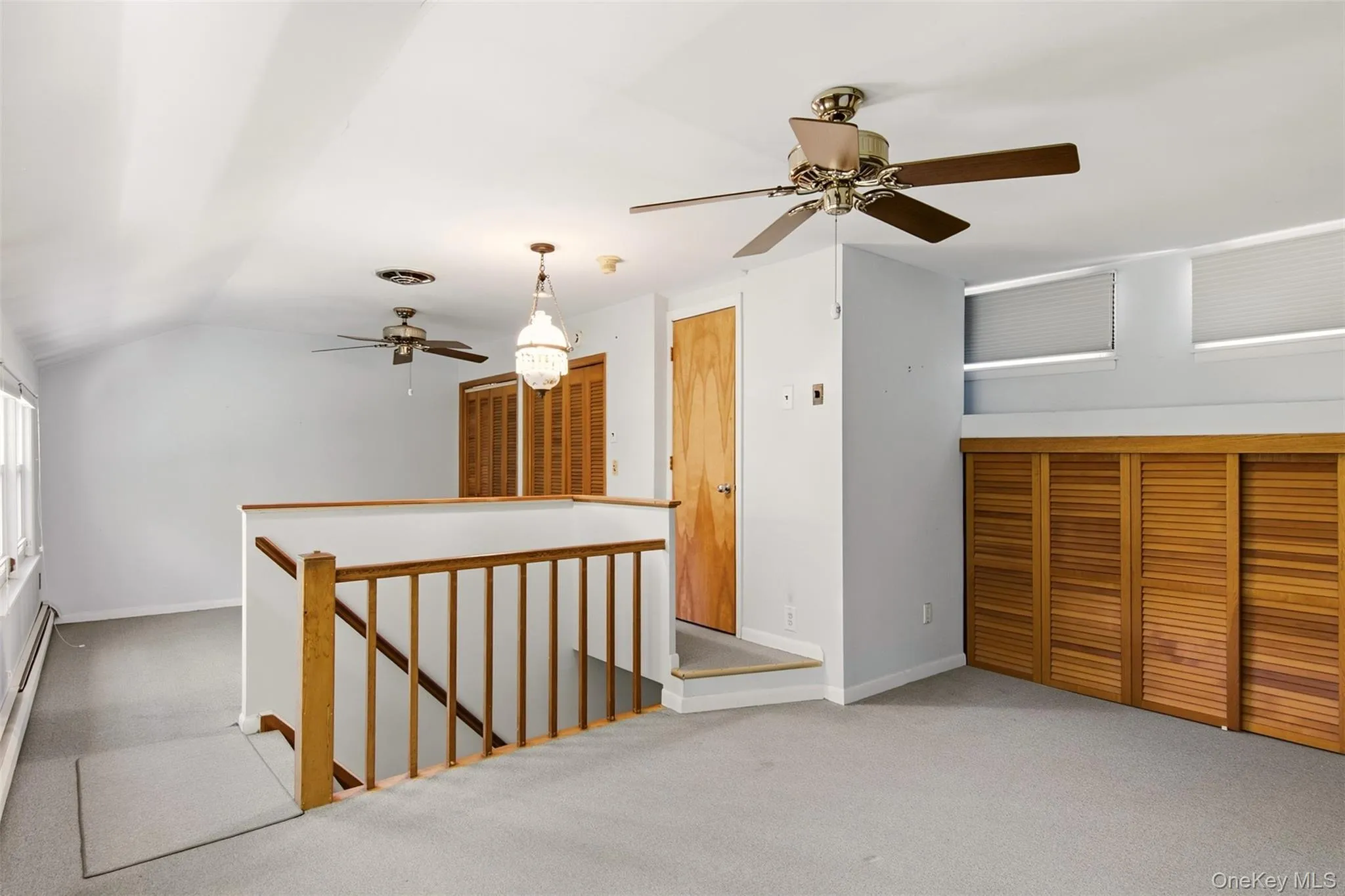 Upstairs bedroom Upstairs bedroom