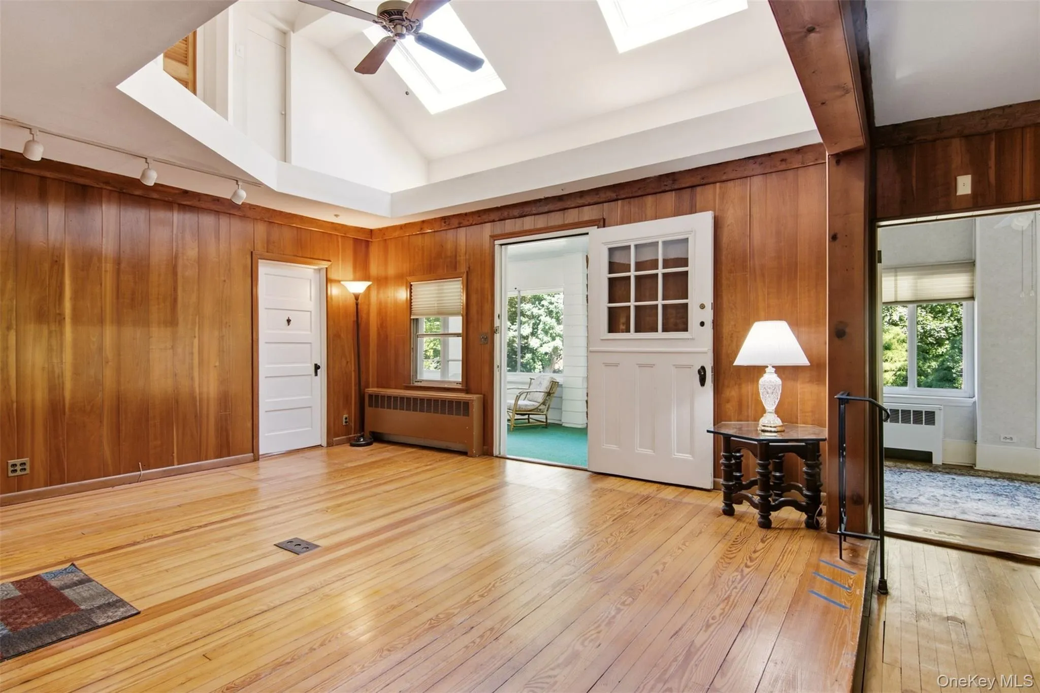 6 Barnhart Place, Brookhaven, NY, 3 Bedrooms Bedrooms, 10 Rooms Rooms,1 BathroomBathrooms,Residential,For Rent,Barnhart,0,1051042 6 Barnhart Place, Brookhaven, NY, 3 Bedrooms Bedrooms, 10 Rooms Rooms,1 BathroomBathrooms,Residential,For Rent,Barnhart,0,1051042