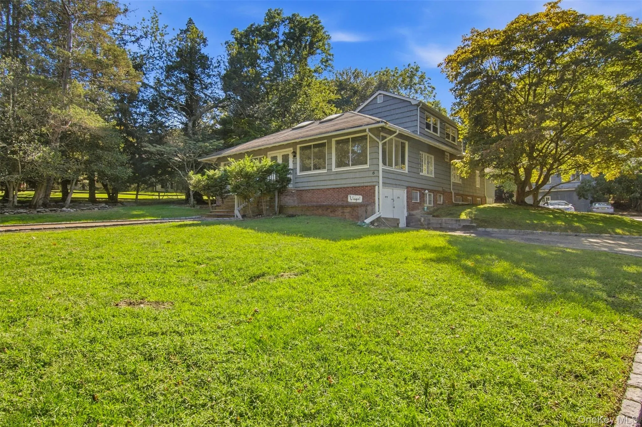 6 Barnhart Place, Brookhaven, NY, 3 Bedrooms Bedrooms, 10 Rooms Rooms,1 BathroomBathrooms,Residential,For Rent,Barnhart,0,1051042 6 Barnhart Place, Brookhaven, NY, 3 Bedrooms Bedrooms, 10 Rooms Rooms,1 BathroomBathrooms,Residential,For Rent,Barnhart,0,1051042