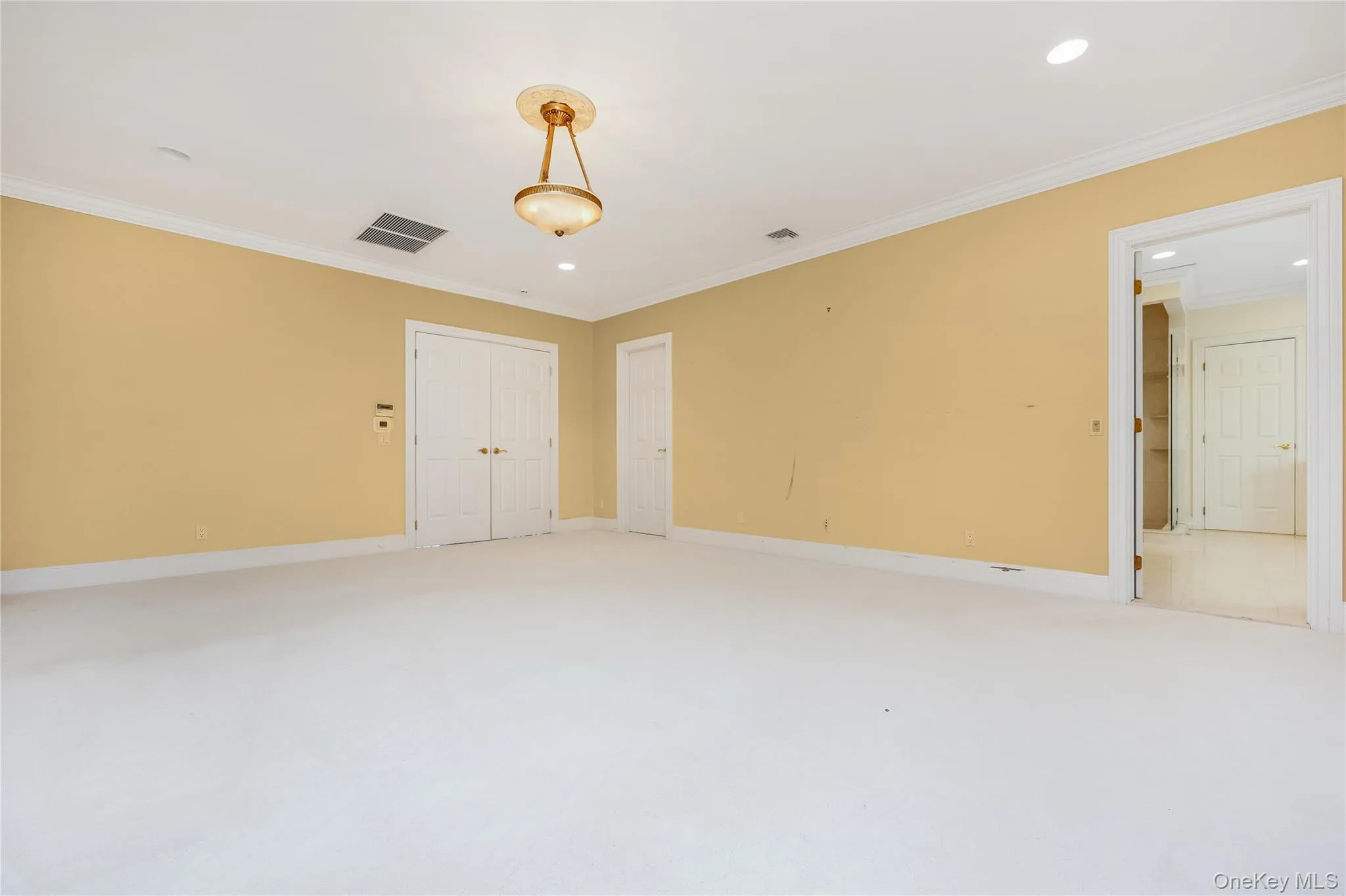 61 Charney Court, North Hempstead, NY, 6 Bedrooms Bedrooms, 13 Rooms Rooms,4 BathroomsBathrooms,Residential,For Rent,Charney,0,1051044 61 Charney Court, North Hempstead, NY, 6 Bedrooms Bedrooms, 13 Rooms Rooms,4 BathroomsBathrooms,Residential,For Rent,Charney,0,1051044