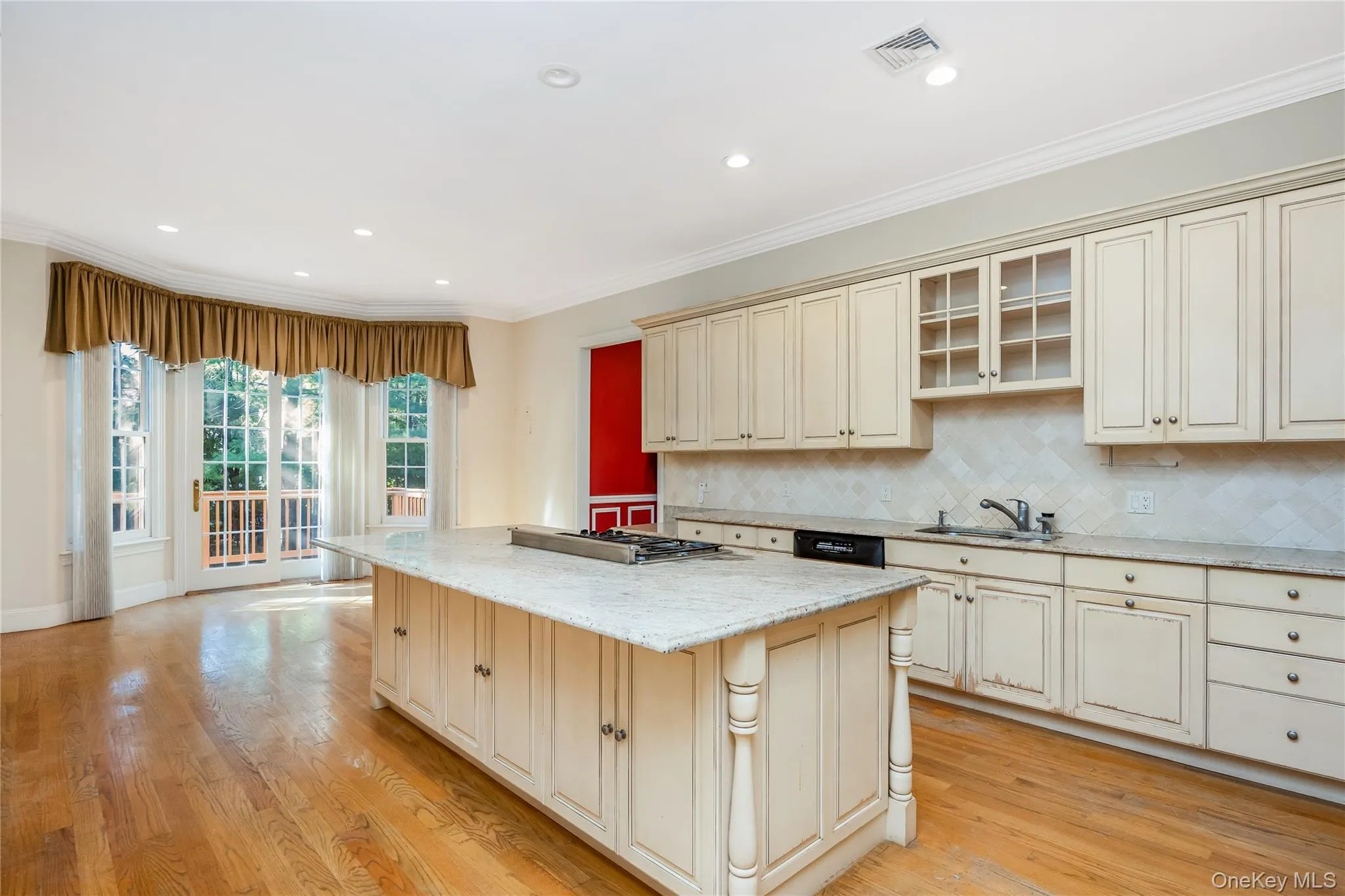 61 Charney Court, North Hempstead, NY, 6 Bedrooms Bedrooms, 13 Rooms Rooms,4 BathroomsBathrooms,Residential,For Rent,Charney,0,1051044 61 Charney Court, North Hempstead, NY, 6 Bedrooms Bedrooms, 13 Rooms Rooms,4 BathroomsBathrooms,Residential,For Rent,Charney,0,1051044