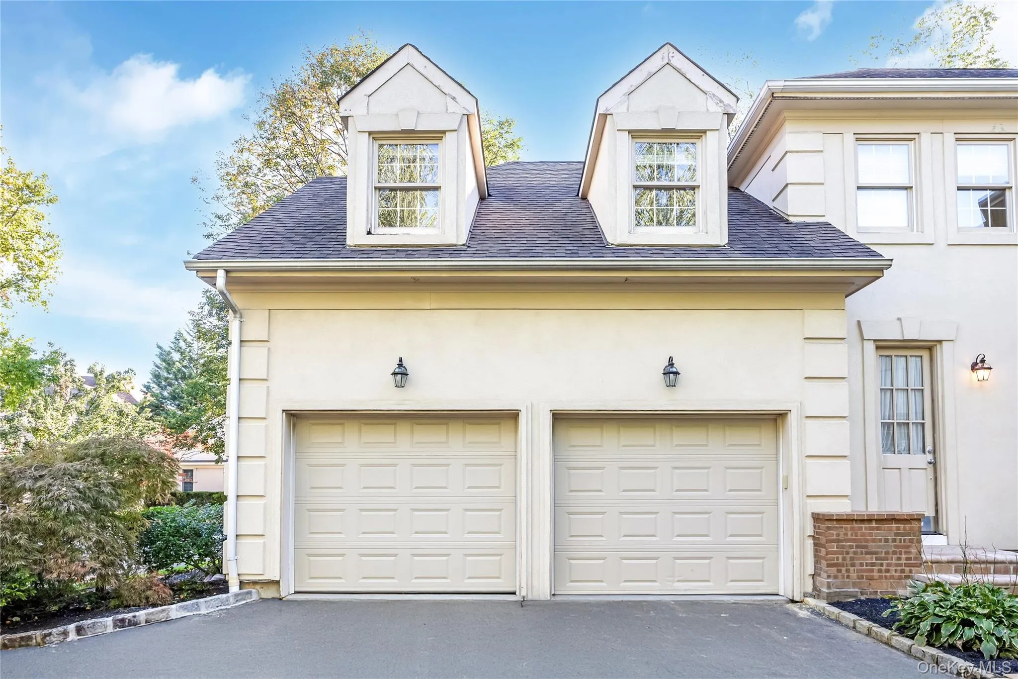61 Charney Court, North Hempstead, NY, 6 Bedrooms Bedrooms, 13 Rooms Rooms,4 BathroomsBathrooms,Residential,For Rent,Charney,0,1051044 61 Charney Court, North Hempstead, NY, 6 Bedrooms Bedrooms, 13 Rooms Rooms,4 BathroomsBathrooms,Residential,For Rent,Charney,0,1051044