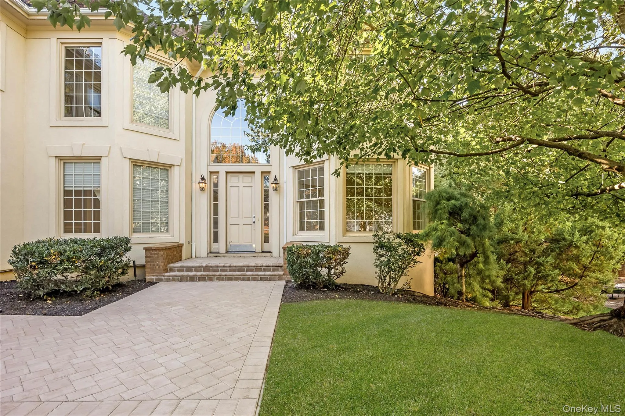 61 Charney Court, North Hempstead, NY, 6 Bedrooms Bedrooms, 13 Rooms Rooms,4 BathroomsBathrooms,Residential,For Rent,Charney,0,1051044 61 Charney Court, North Hempstead, NY, 6 Bedrooms Bedrooms, 13 Rooms Rooms,4 BathroomsBathrooms,Residential,For Rent,Charney,0,1051044