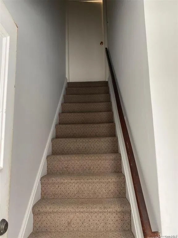 50 Grand Place, Huntington, NY, 2 Bedroom Bedrooms, 4 Room Rooms,1 BathroomBathrooms,Residential Lease,For Rent,Grand,0,1051056 50 Grand Place, Huntington, NY, 2 Bedroom Bedrooms, 4 Room Rooms,1 BathroomBathrooms,Residential Lease,For Rent,Grand,0,1051056