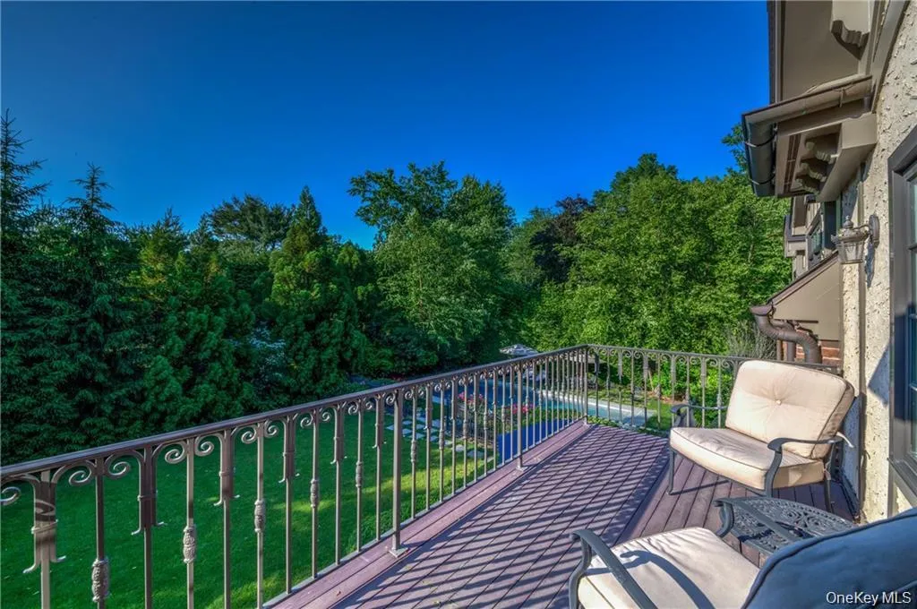 270 Trenor Drive, New Rochelle, NY, 7 Bedrooms Bedrooms, 15 Rooms Rooms,7 BathroomsBathrooms,Residential,For Rent,Trenor,0,1051060 270 Trenor Drive, New Rochelle, NY, 7 Bedrooms Bedrooms, 15 Rooms Rooms,7 BathroomsBathrooms,Residential,For Rent,Trenor,0,1051060