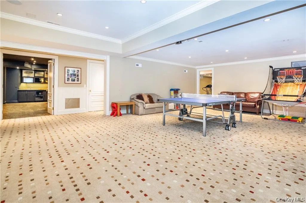 270 Trenor Drive, New Rochelle, NY, 7 Bedrooms Bedrooms, 15 Rooms Rooms,7 BathroomsBathrooms,Residential,For Rent,Trenor,0,1051060 270 Trenor Drive, New Rochelle, NY, 7 Bedrooms Bedrooms, 15 Rooms Rooms,7 BathroomsBathrooms,Residential,For Rent,Trenor,0,1051060