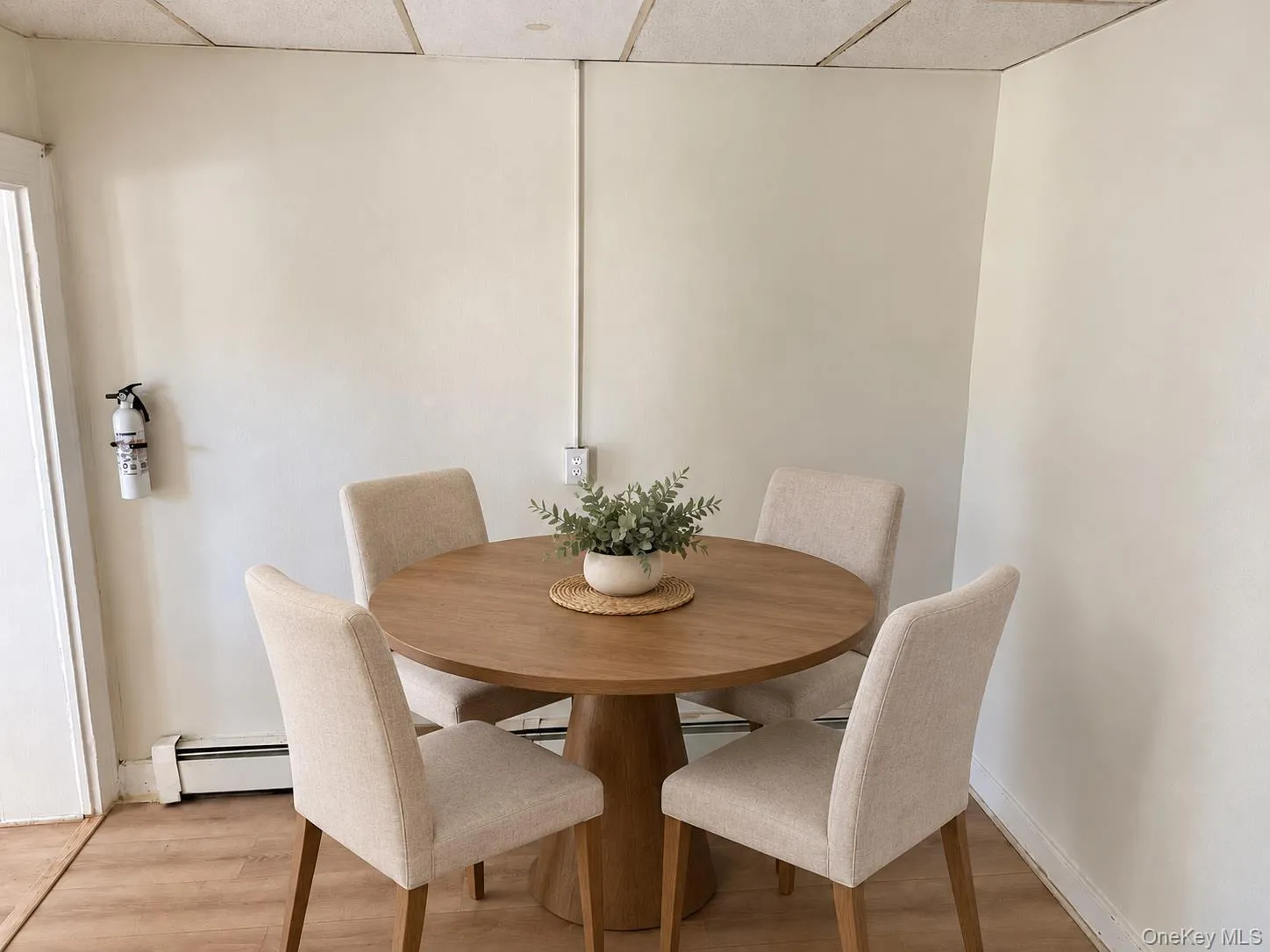 54 Bridge Street, Poughkeepsie, NY, 2 Bedrooms Bedrooms, 4 Rooms Rooms,1 BathroomBathrooms,Residential Lease,For Rent,Bridge,0,1051064 54 Bridge Street, Poughkeepsie, NY, 2 Bedrooms Bedrooms, 4 Rooms Rooms,1 BathroomBathrooms,Residential Lease,For Rent,Bridge,0,1051064