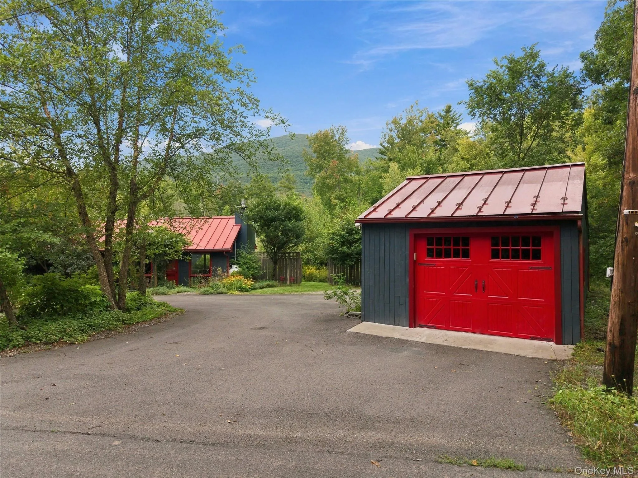 7 Wilber Lane, Woodstock, NY, 3 Bedrooms Bedrooms, 9 Rooms Rooms,3 BathroomsBathrooms,Residential,For Rent,Wilber,0,1051065 7 Wilber Lane, Woodstock, NY, 3 Bedrooms Bedrooms, 9 Rooms Rooms,3 BathroomsBathrooms,Residential,For Rent,Wilber,0,1051065