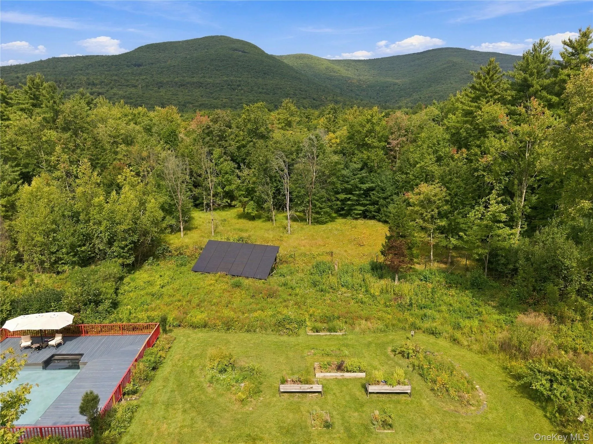 7 Wilber Lane, Woodstock, NY, 3 Bedrooms Bedrooms, 9 Rooms Rooms,3 BathroomsBathrooms,Residential,For Rent,Wilber,0,1051065 7 Wilber Lane, Woodstock, NY, 3 Bedrooms Bedrooms, 9 Rooms Rooms,3 BathroomsBathrooms,Residential,For Rent,Wilber,0,1051065