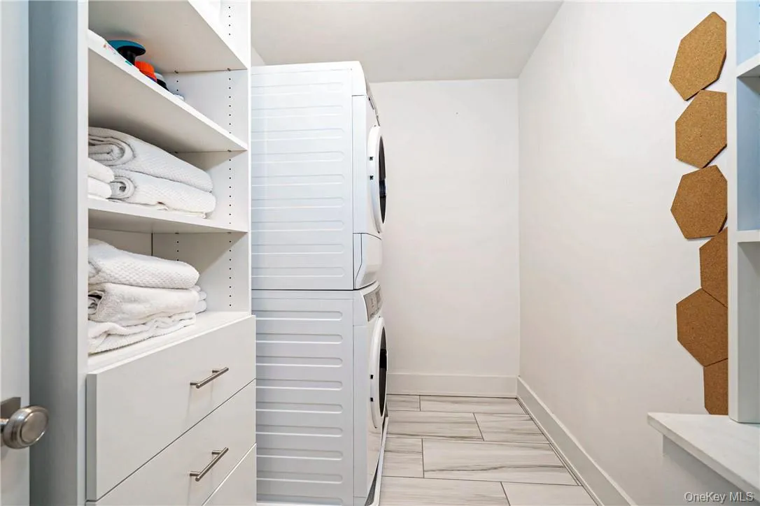 720 Milton Road, Rye City, NY, 1 Bedroom Bedrooms, 4 Rooms Rooms,1 BathroomBathrooms,Residential,For Rent,Milton,0,1051070 720 Milton Road, Rye City, NY, 1 Bedroom Bedrooms, 4 Rooms Rooms,1 BathroomBathrooms,Residential,For Rent,Milton,0,1051070