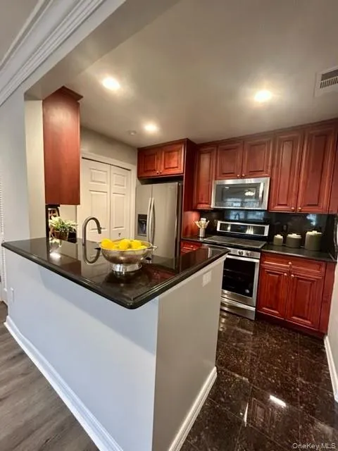 100 Vista View Drive, Brookhaven, NY, 1 Bedroom Bedrooms, 4 Rooms Rooms,1 BathroomBathrooms,Residential Lease,For Rent,Vista View,0,1051074 100 Vista View Drive, Brookhaven, NY, 1 Bedroom Bedrooms, 4 Rooms Rooms,1 BathroomBathrooms,Residential Lease,For Rent,Vista View,0,1051074