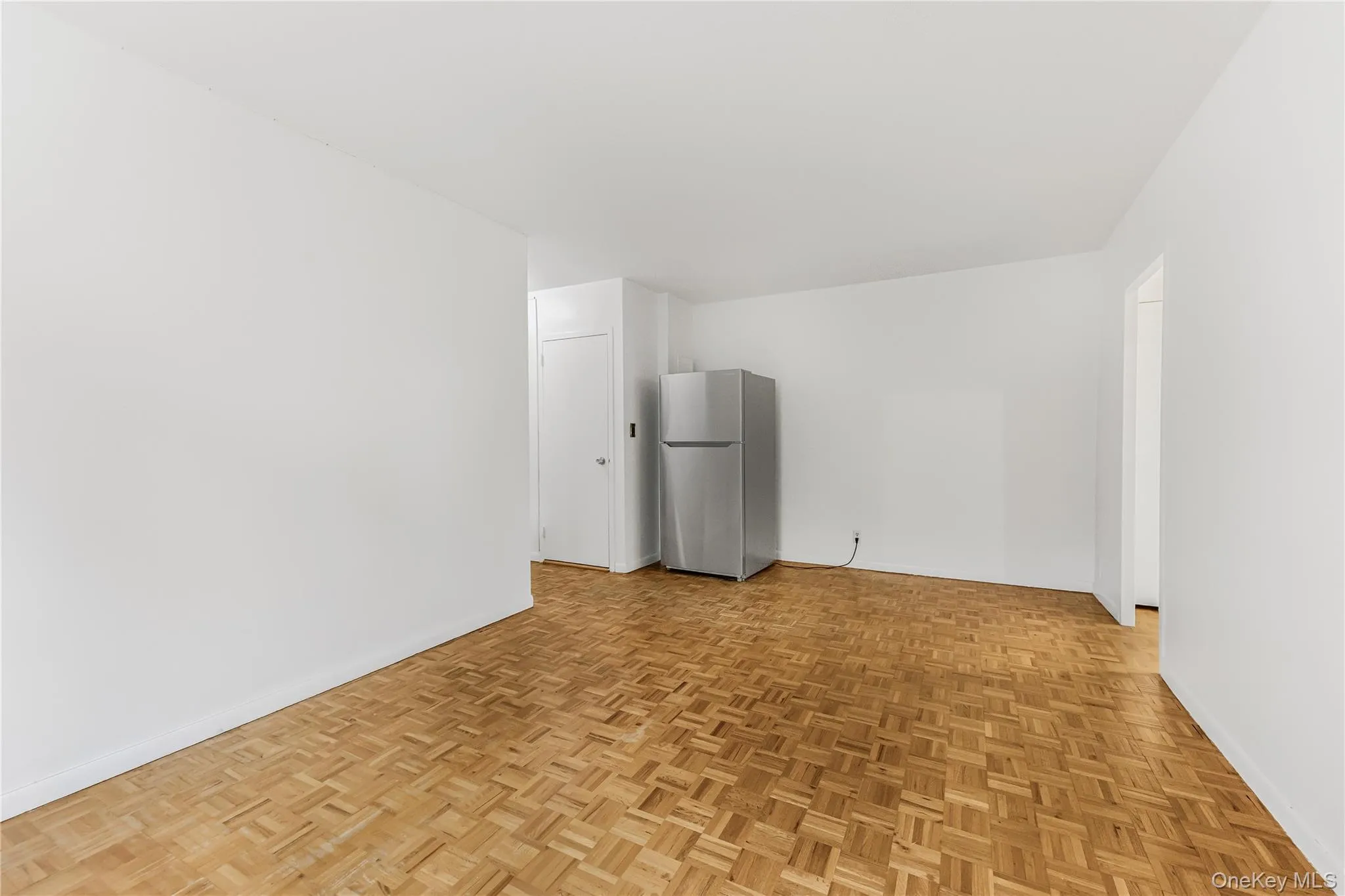 171 Pearsall, Mount Vernon, NY, 1 Bedroom Bedrooms, 4 Rooms Rooms,1 BathroomBathrooms,Residential,For Rent,Pearsall,0,1051076 171 Pearsall, Mount Vernon, NY, 1 Bedroom Bedrooms, 4 Rooms Rooms,1 BathroomBathrooms,Residential,For Rent,Pearsall,0,1051076