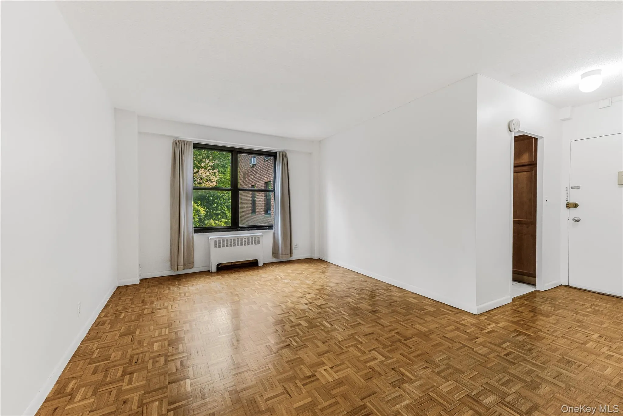 171 Pearsall, Mount Vernon, NY, 1 Bedroom Bedrooms, 4 Rooms Rooms,1 BathroomBathrooms,Residential,For Rent,Pearsall,0,1051076 171 Pearsall, Mount Vernon, NY, 1 Bedroom Bedrooms, 4 Rooms Rooms,1 BathroomBathrooms,Residential,For Rent,Pearsall,0,1051076