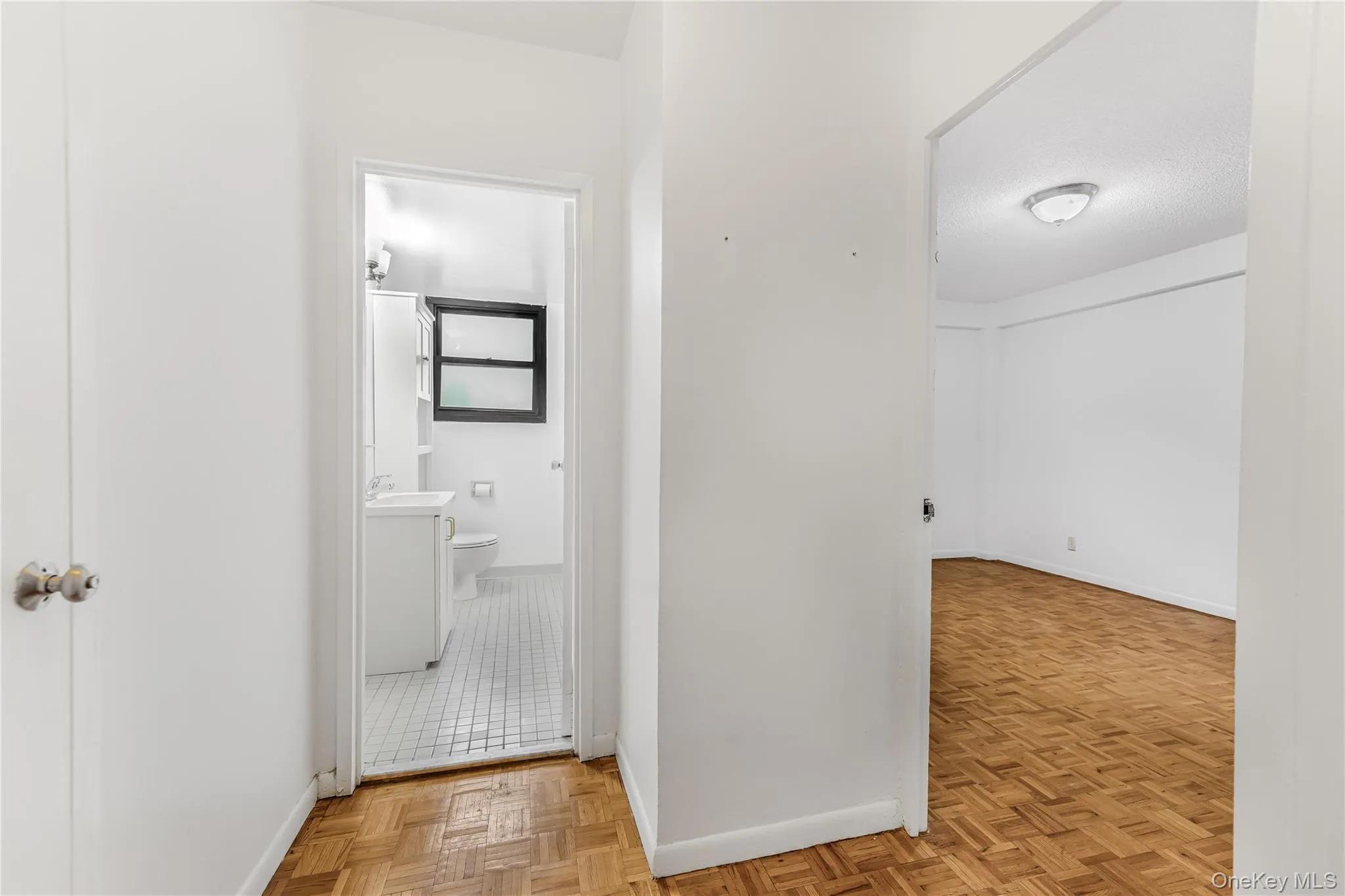 171 Pearsall, Mount Vernon, NY, 1 Bedroom Bedrooms, 4 Rooms Rooms,1 BathroomBathrooms,Residential,For Rent,Pearsall,0,1051076 171 Pearsall, Mount Vernon, NY, 1 Bedroom Bedrooms, 4 Rooms Rooms,1 BathroomBathrooms,Residential,For Rent,Pearsall,0,1051076